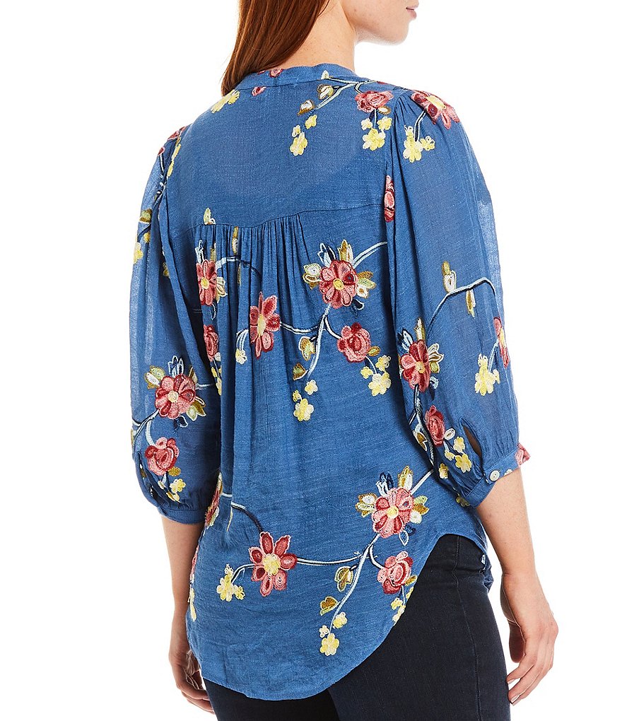 Figueroa & Flower Cecilia Floral Embroidery 3/4 Sleeve Button Down Tie-Front Top