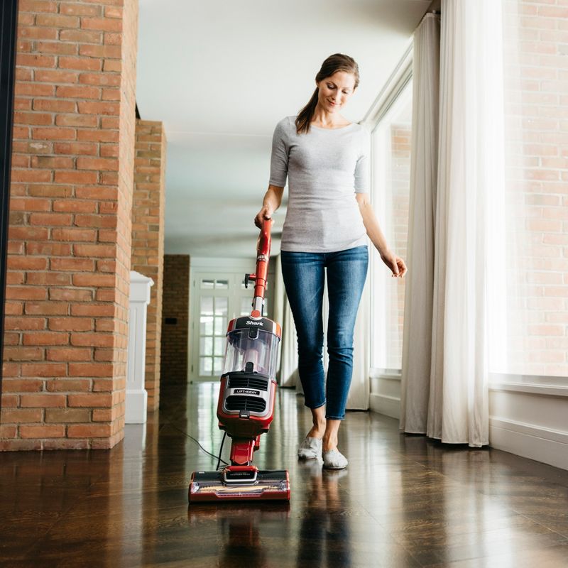 Shark Navigator Lift-Away Speed Self-Cleaning Brushroll Upright Vacuum