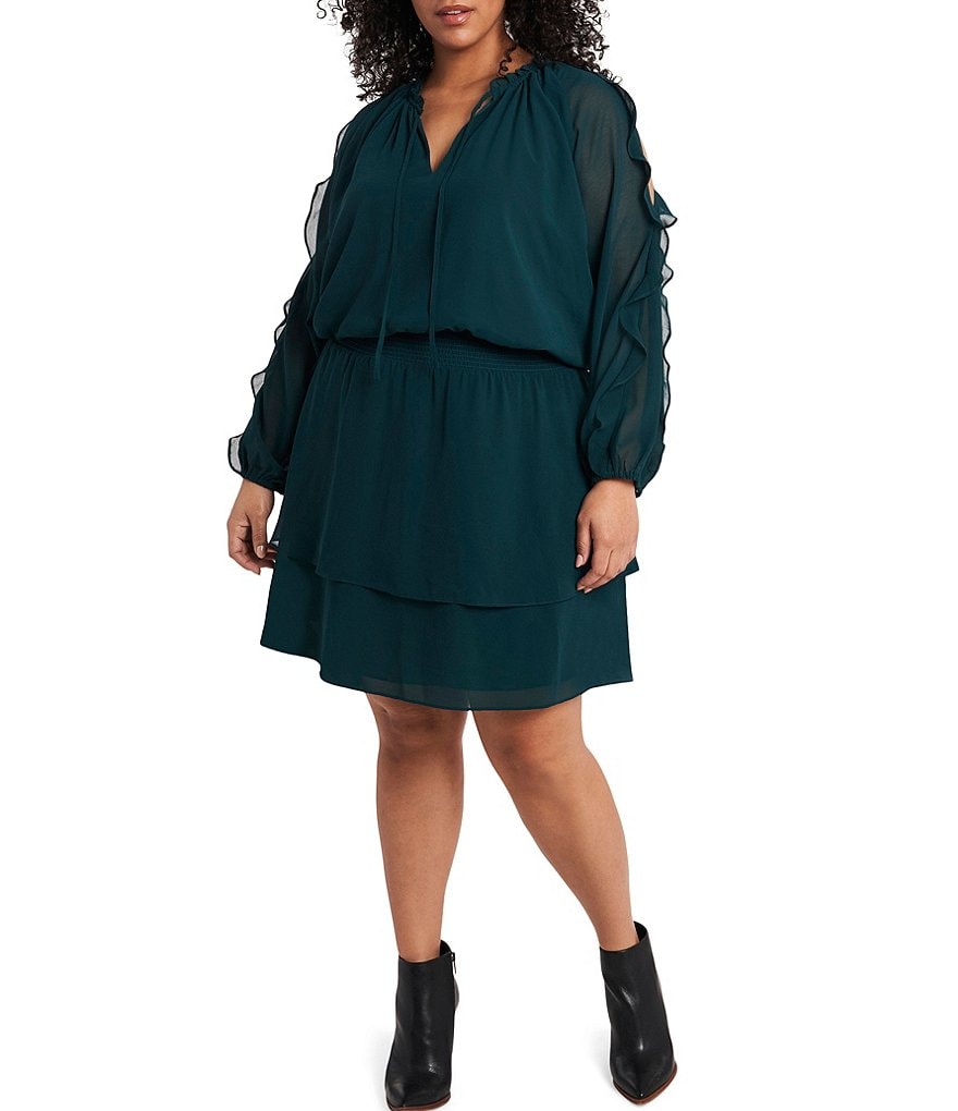 Jkara Plus V-Neck Short Sleeve Beaded Bodice Capelet Gown