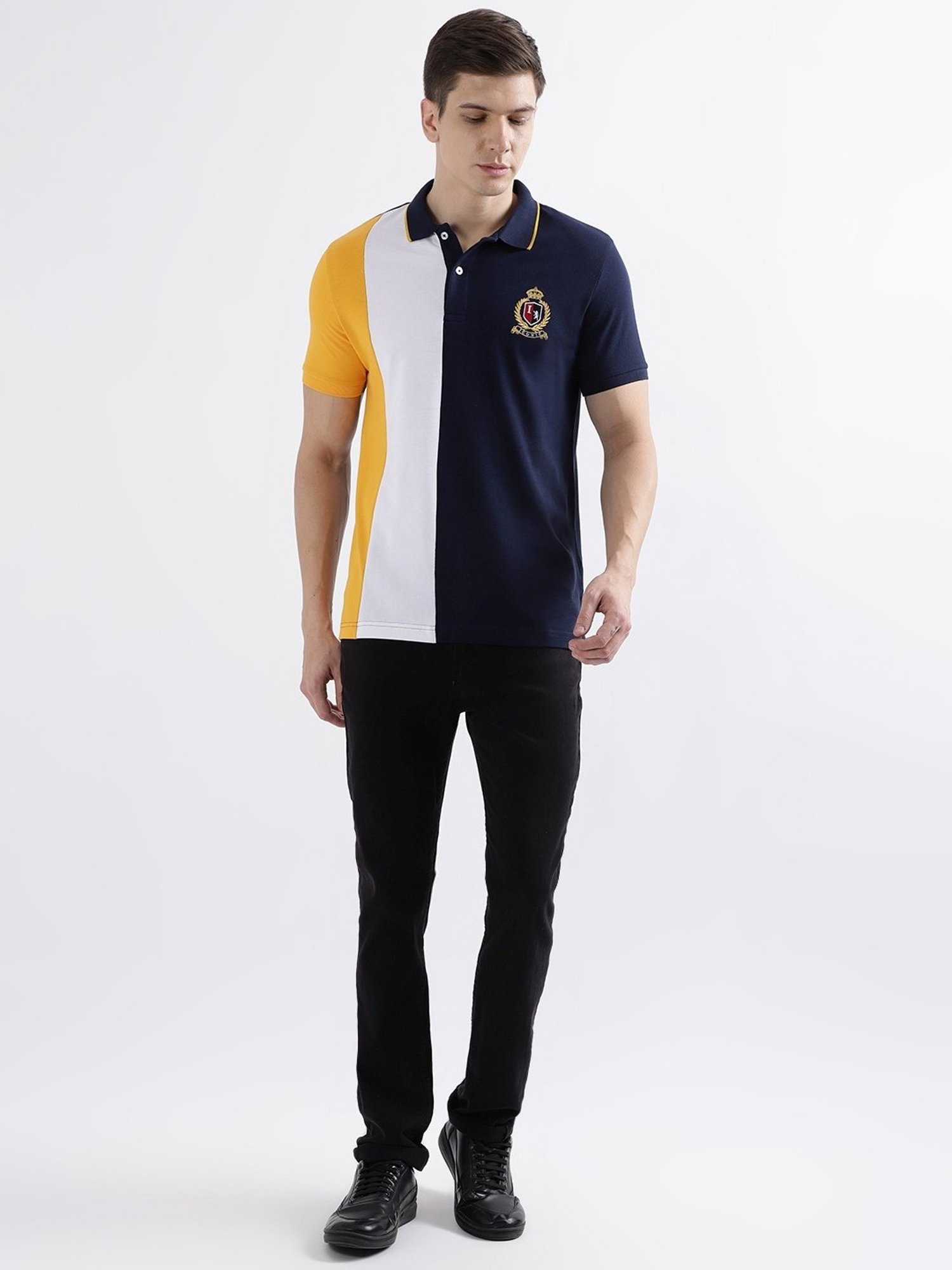 Iconic Men Colourblocked Regular Fit Cotton T-shirt