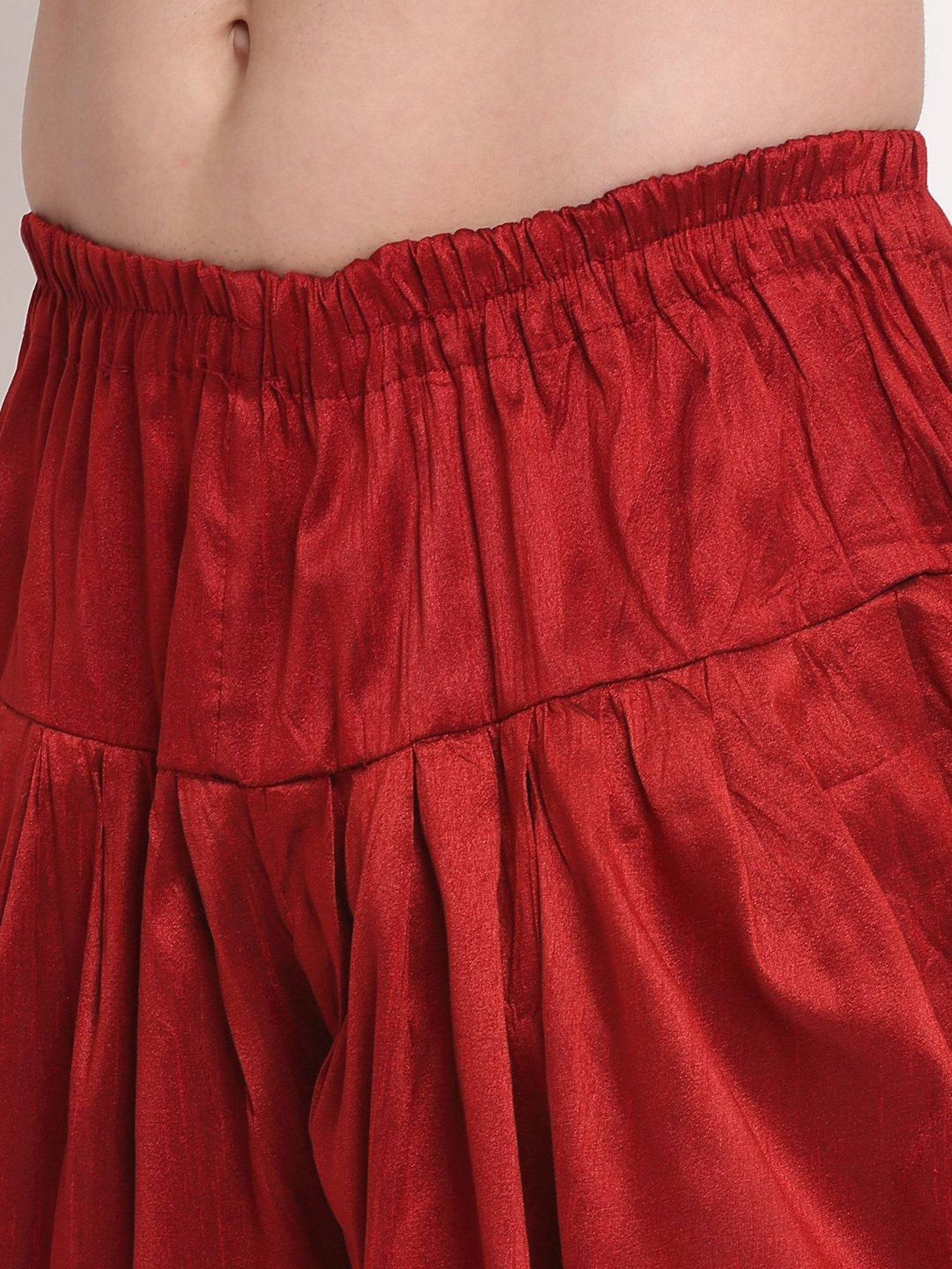 Benstoke Black & Maroon Regular Fit Sherwani Set