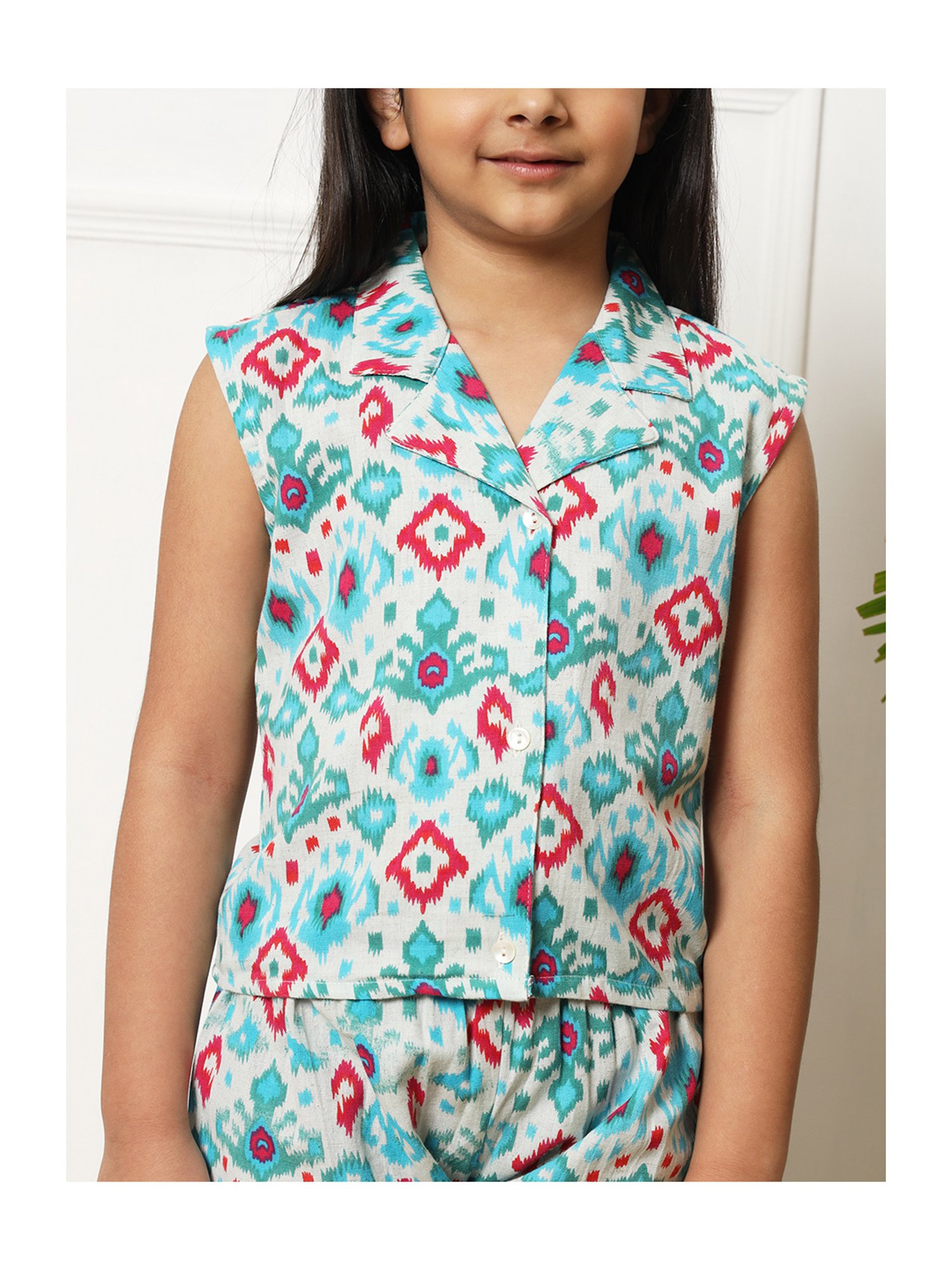 READIPRINT FASHIONS Kids Blue & Pink Printed Shirt with Trousers