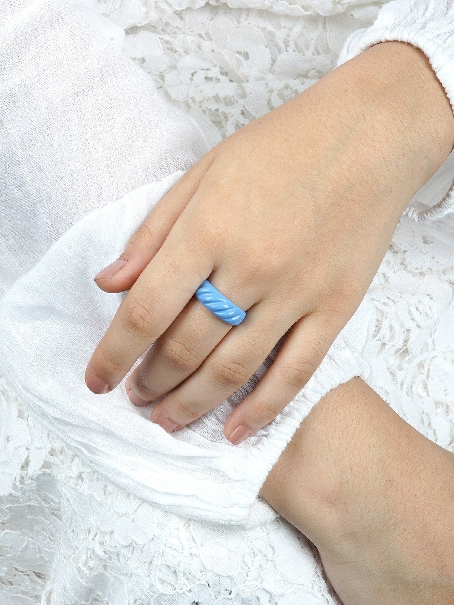 Joker & Witch Blue Truffle Croissant Ring