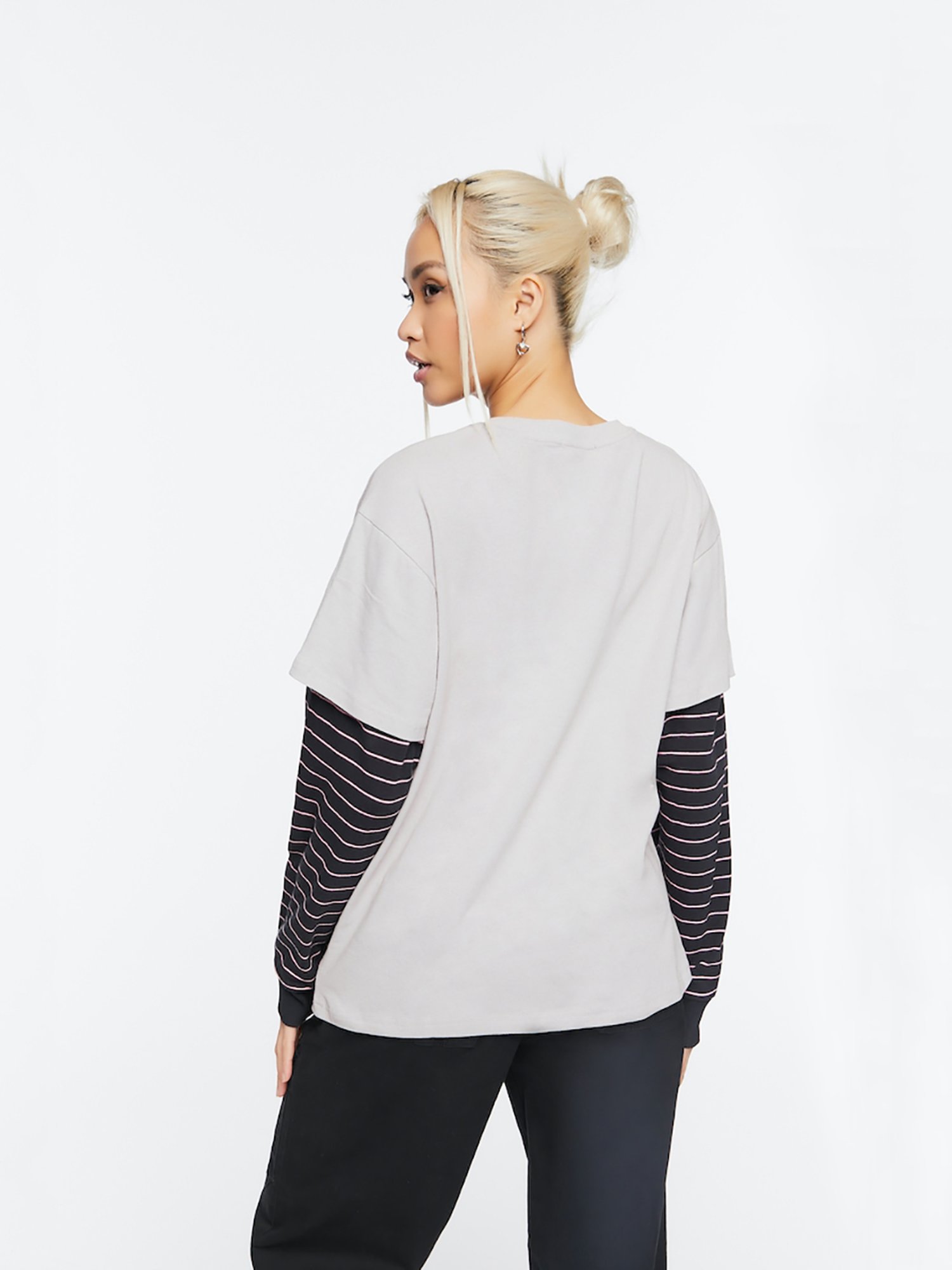 Forever 21 Grey Cotton Graphic Print Crop Top