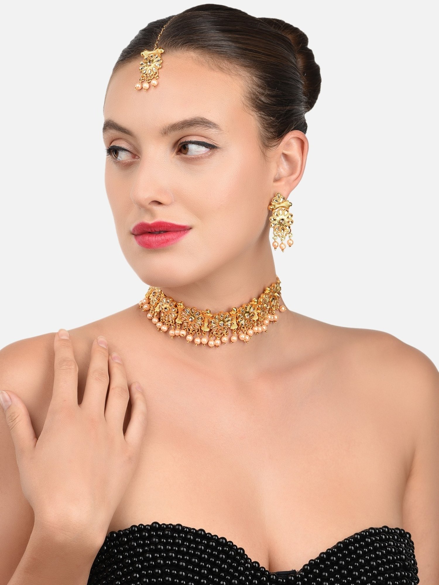 Zaveri Pearls Gold Tone Flowers & Pearls Choker Necklace, Earring & Maangtikka Set-ZPFK9845