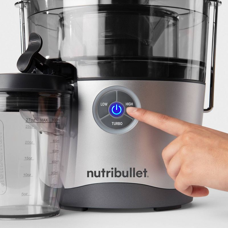 IMUSA Green Painted Lime Squeezer