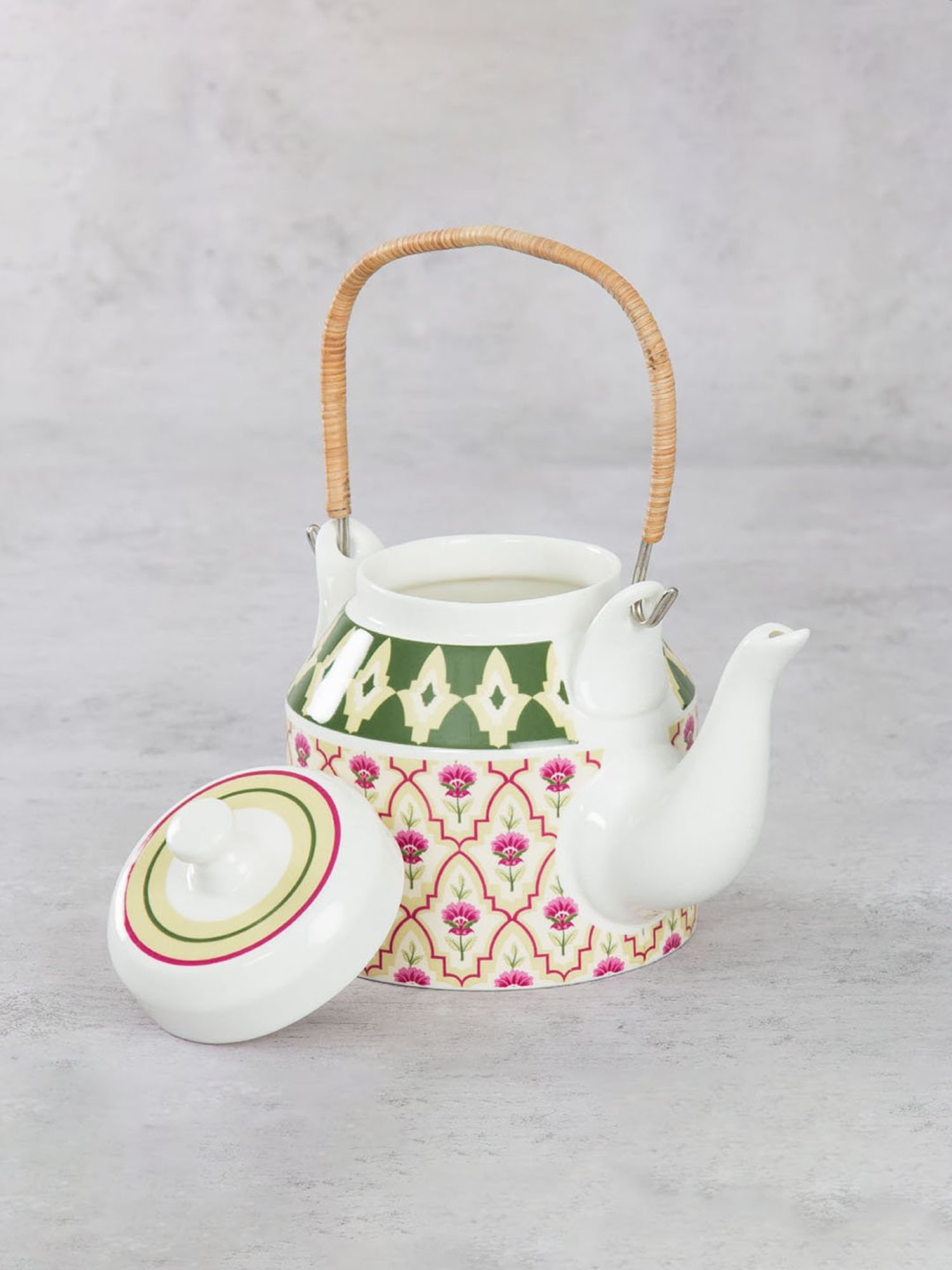 India Circus Multicolor Ceramic Kettle with Lid - Set of 1