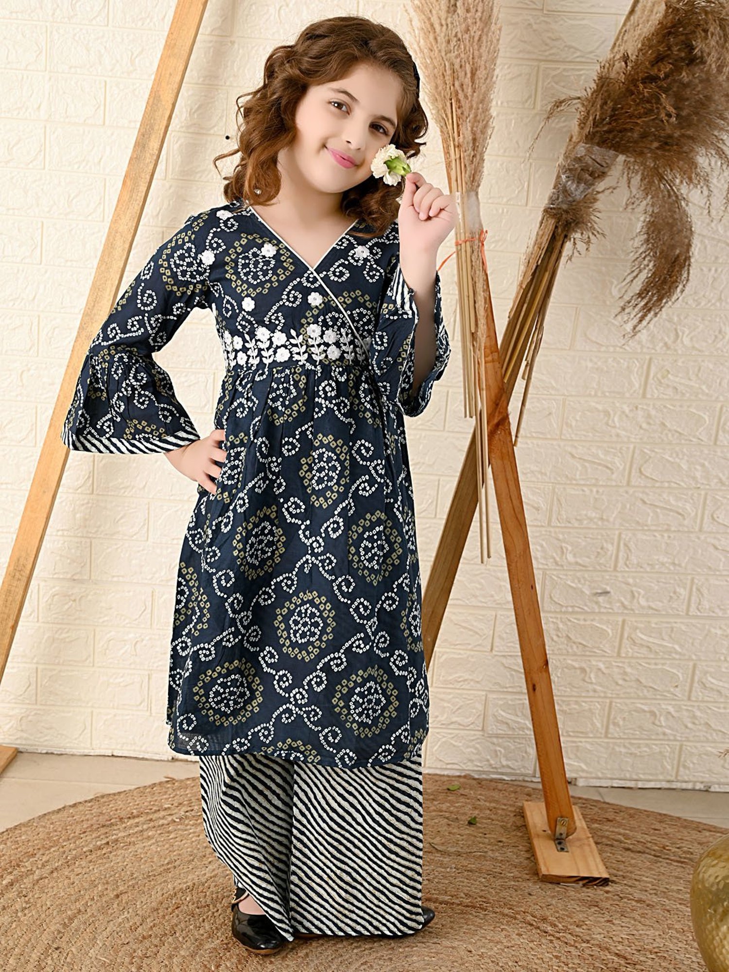 LilPicks Kids Navy & White Printed Kurta with Plazzos