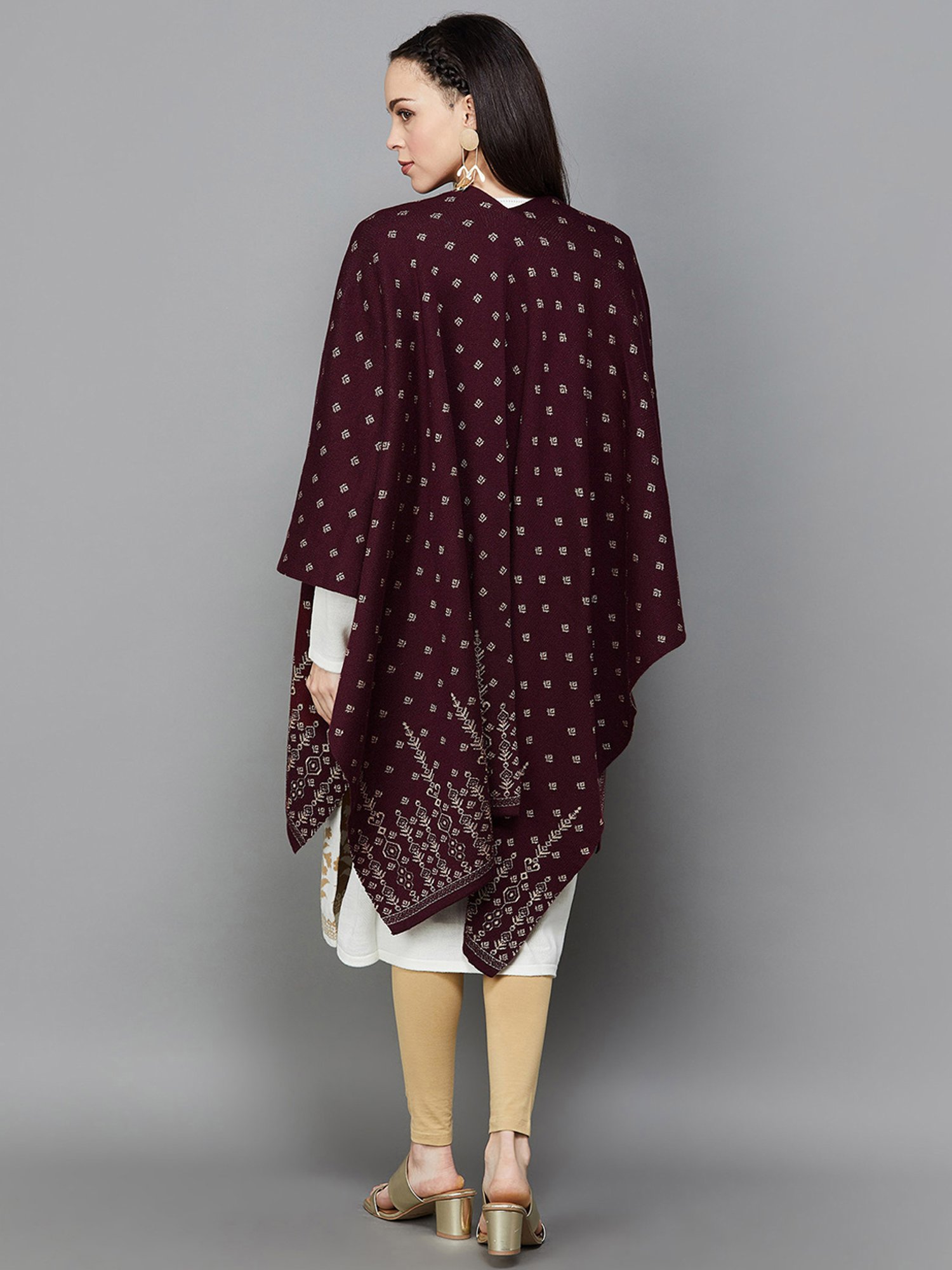 Akkriti by Pantaloons Off-White Self Pattern Shrug