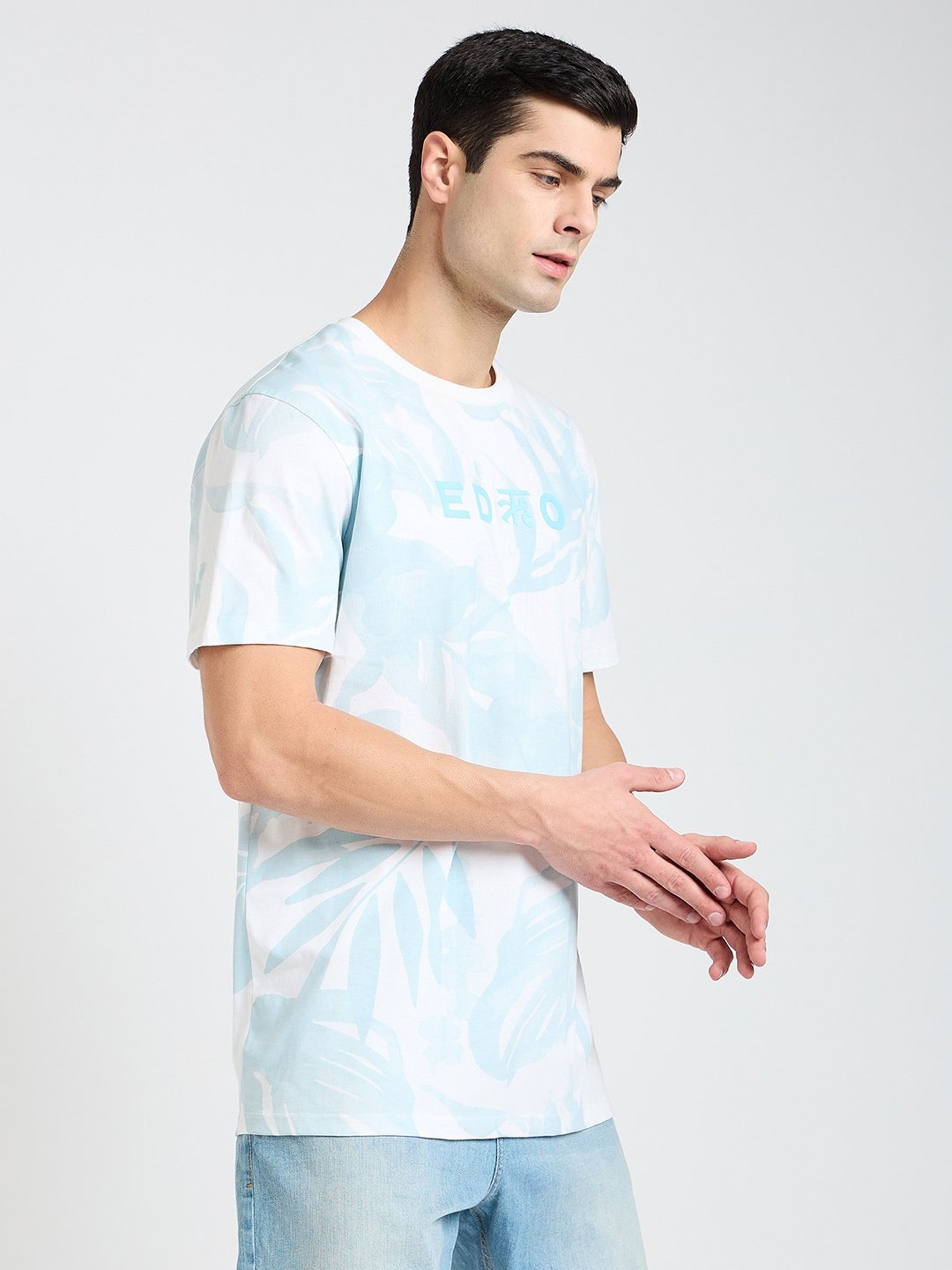 EDRIO Light Blue Regular Fit Printed Crew T-Shirt