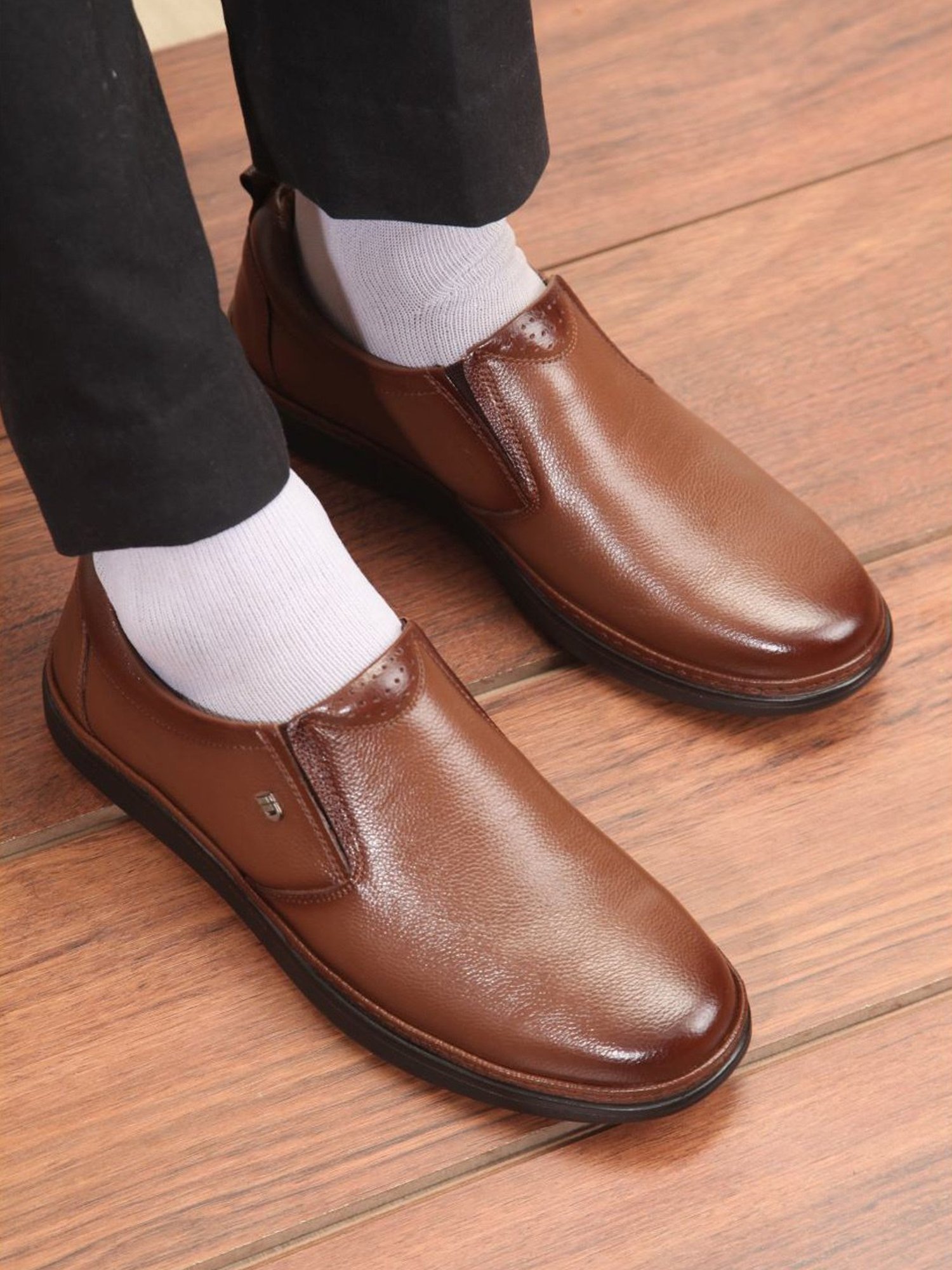 ID Men's Tan Formal Loafers