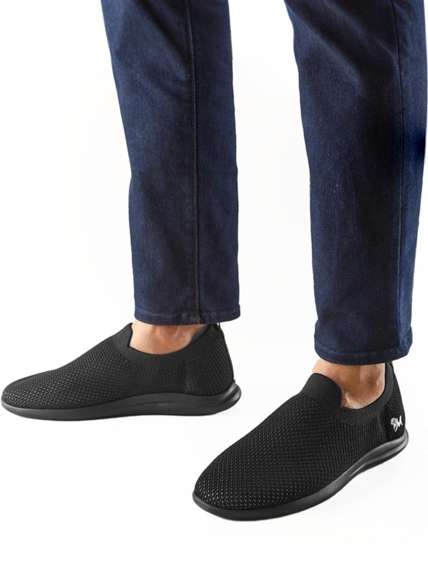 Neemans Men's Spotlight Jet Black Walking Shoes