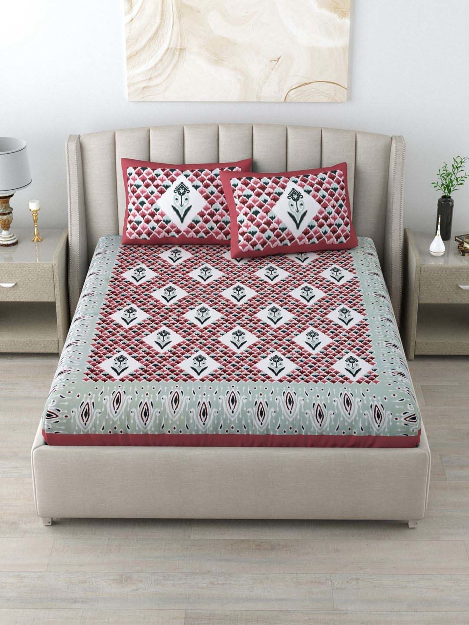 Living Roots Red & Green Cotton 200 TC Super King Bedsheet with 2 Pillow Covers