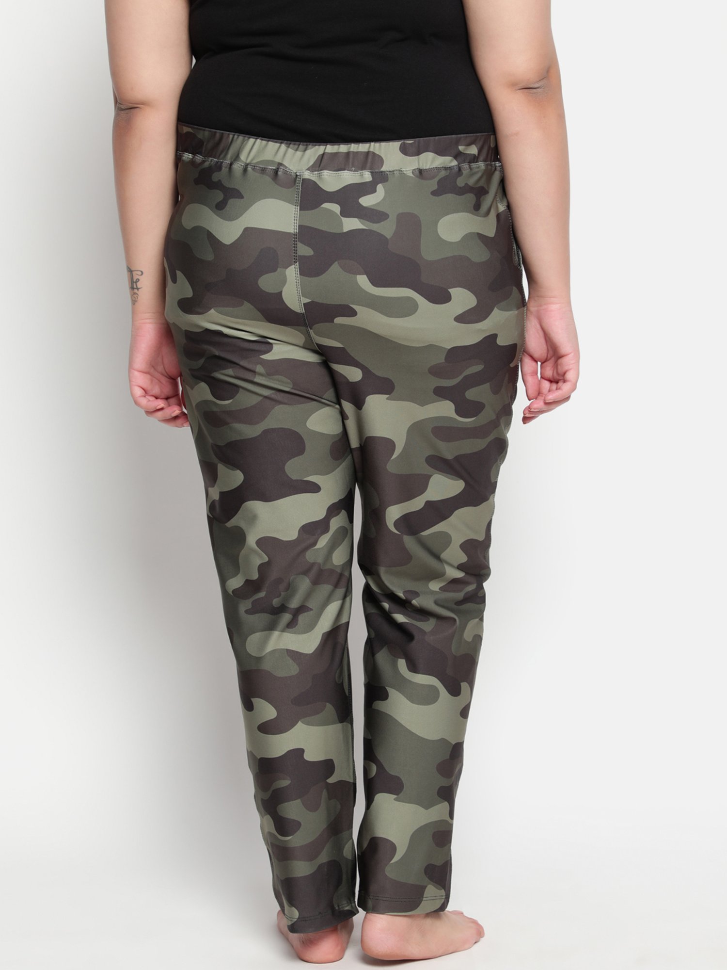 Amydus Olive Green Printed Pyjamas