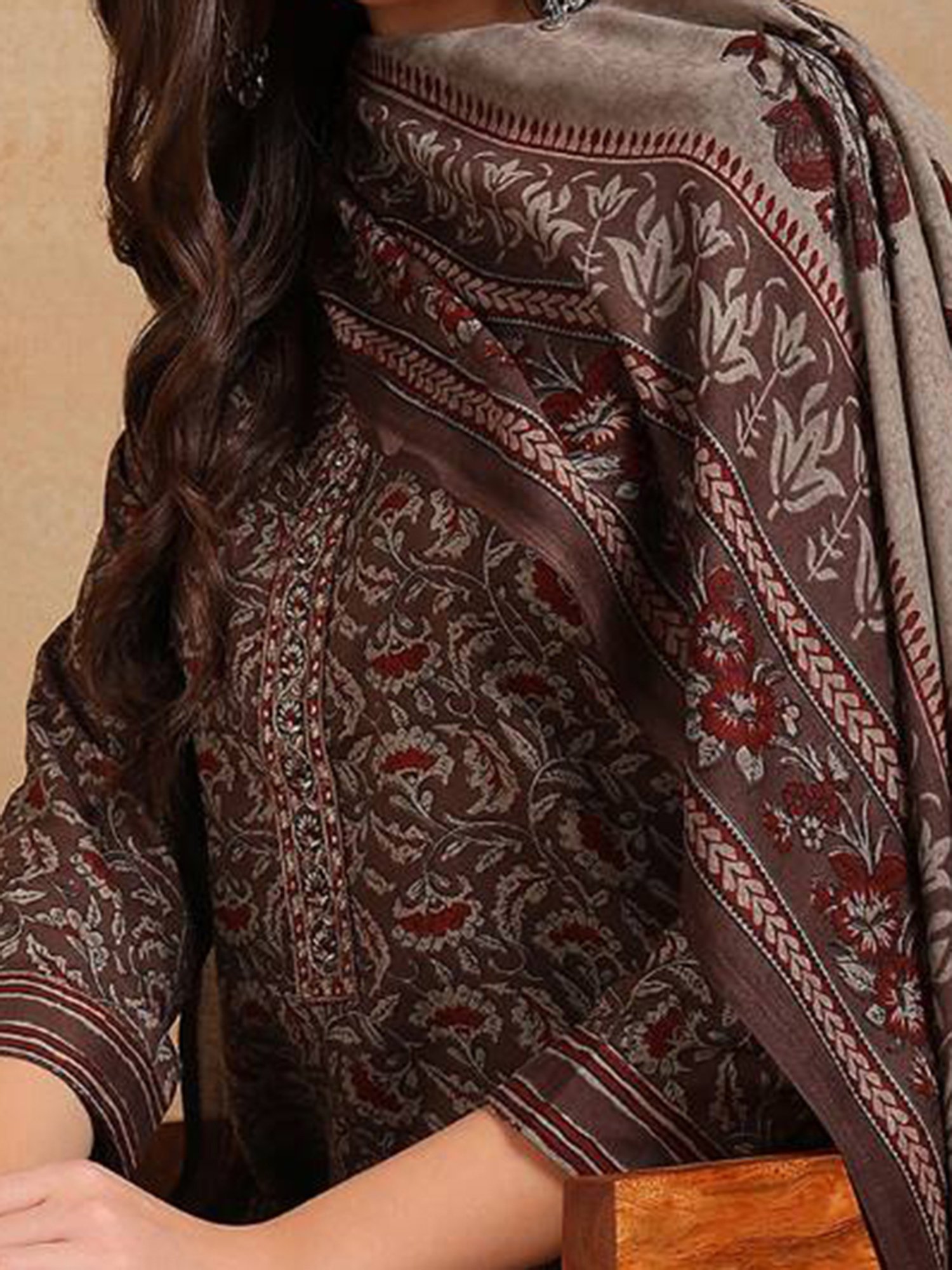 Vaamsi Brown & Grey Printed Kurta With Pant & Dupatta