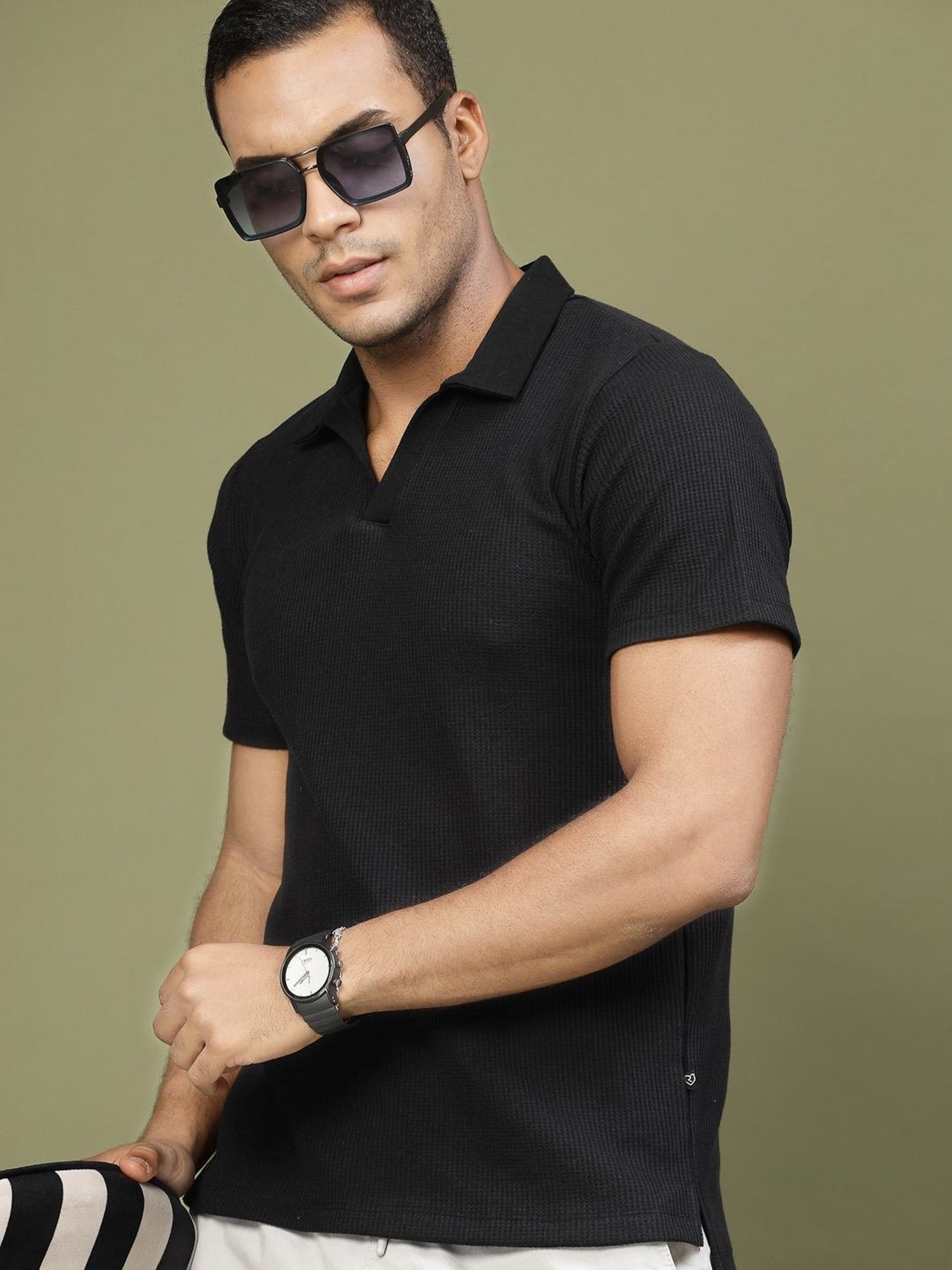 Rigo Black Cotton Slim Fit Polo T-Shirt