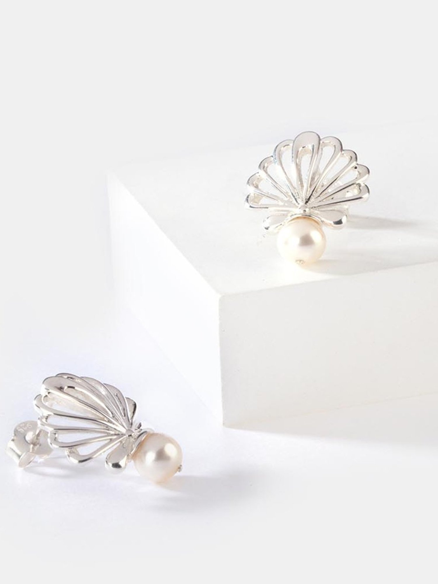 Shaya 92.5 Sterling Silver Pearl in the Sea Shell Earrings for Women