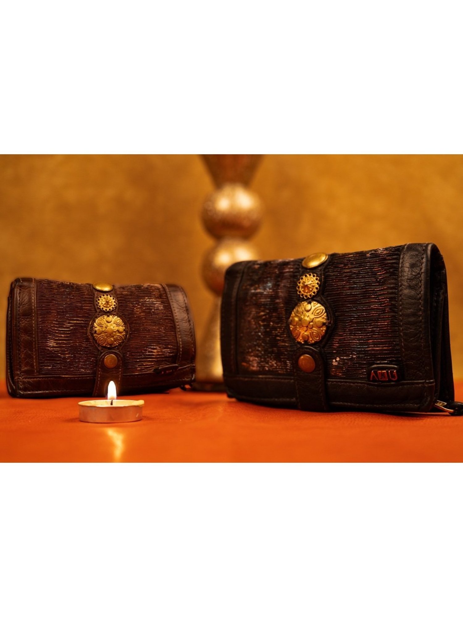 Art N Vintage Silvia Brown Leather Textured  Bi-Fold Wallet for Women