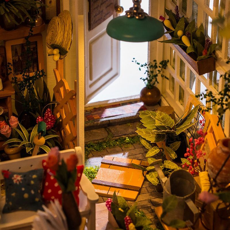 Hands Craft DIY 3D Wooden Puzzles -  Miniature House: Miller's Garden