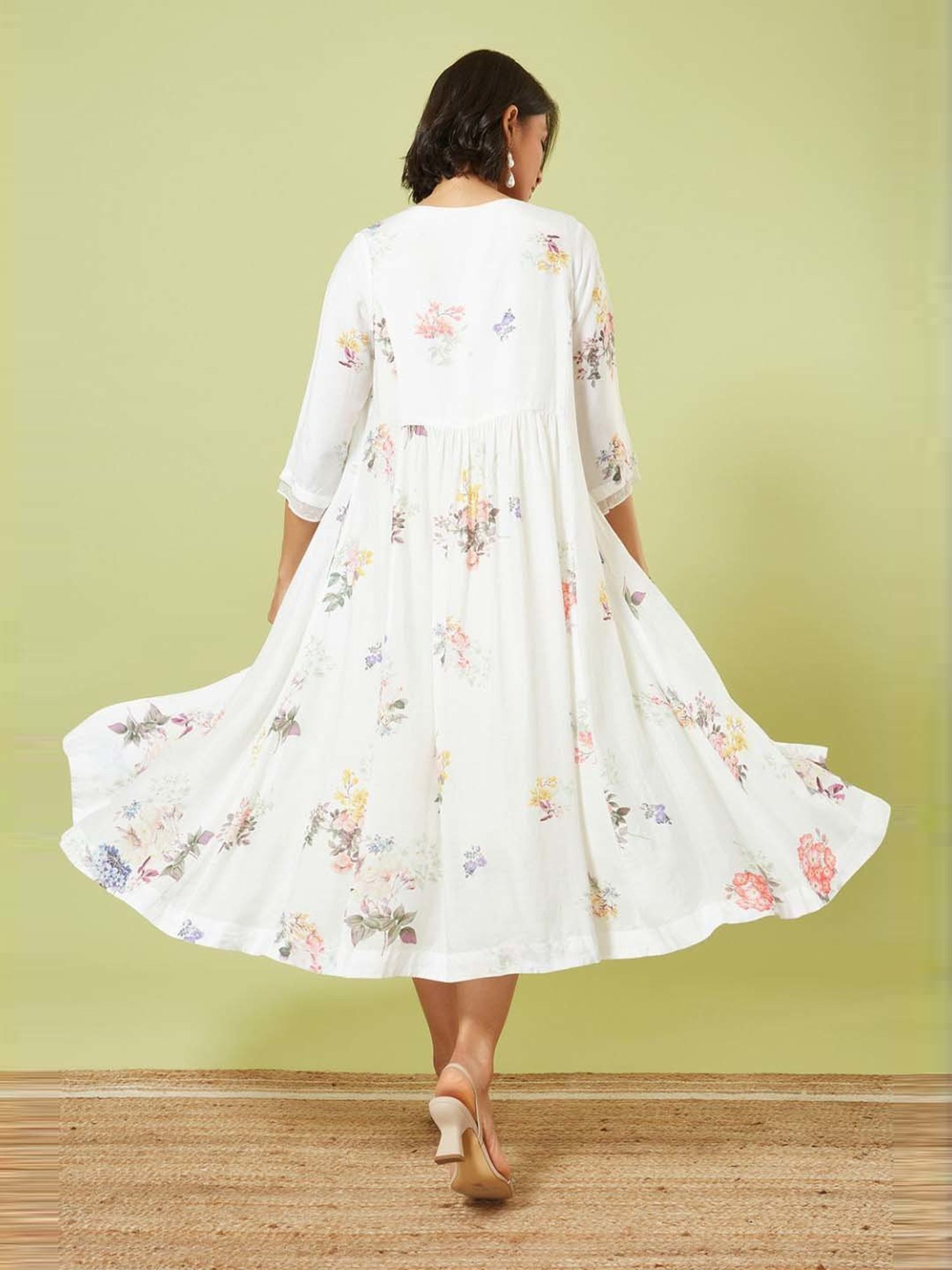 Marigold Lane White Floral Print Shrug