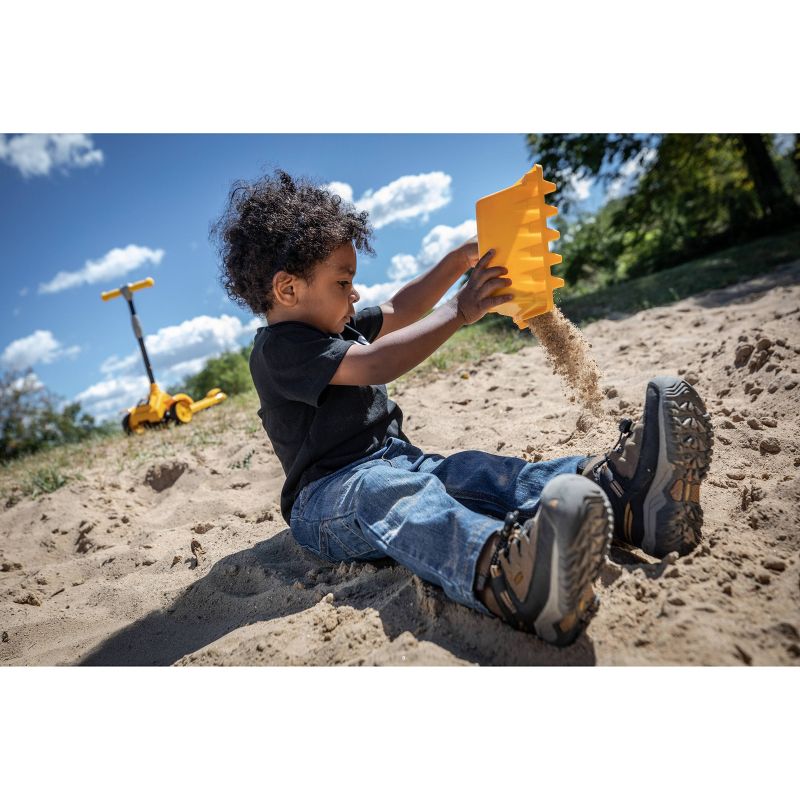 Kid Trax CAT 3 Wheel Kick Scooter - Yellow