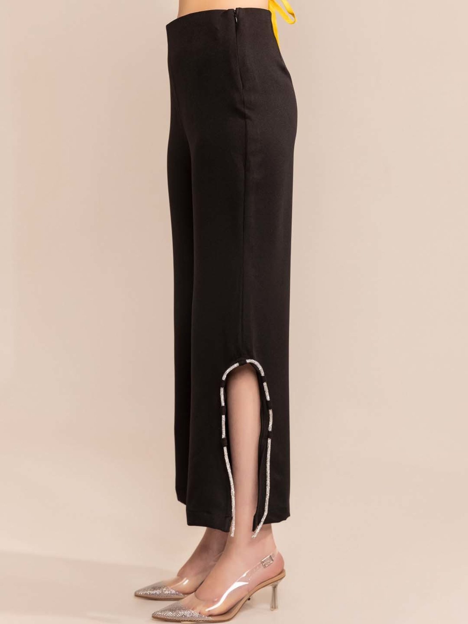 KAORI BY SHREYA AGARWAL Black Mid Rise Bootcut Trousers
