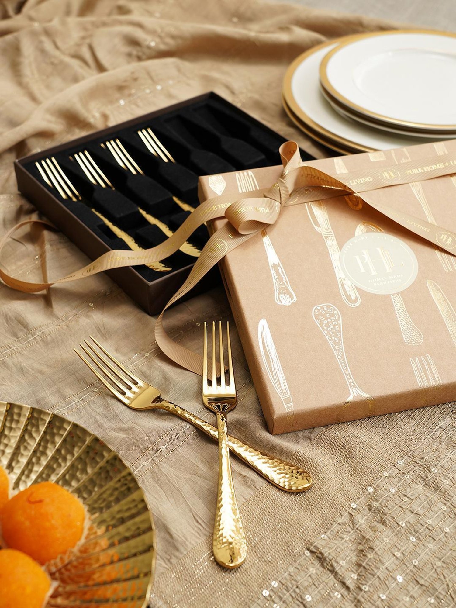 Pure Home and Living Gold Stainless Steel Textured Cutlery sets