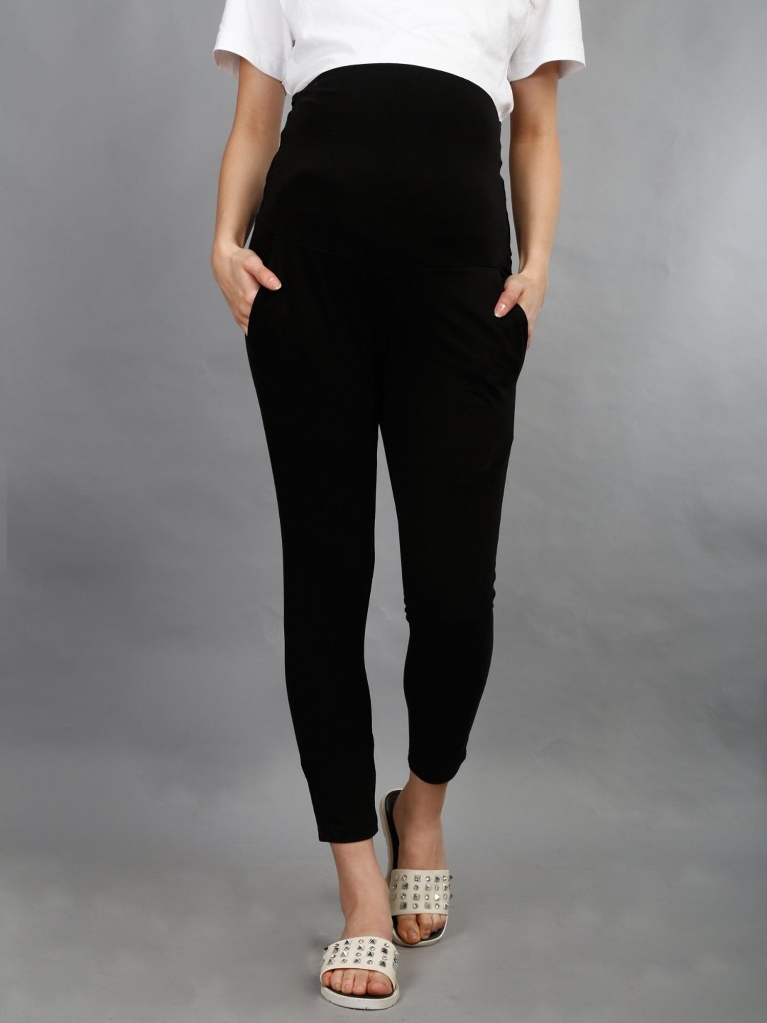The Mom Store Black Relaxed Fit Leggings