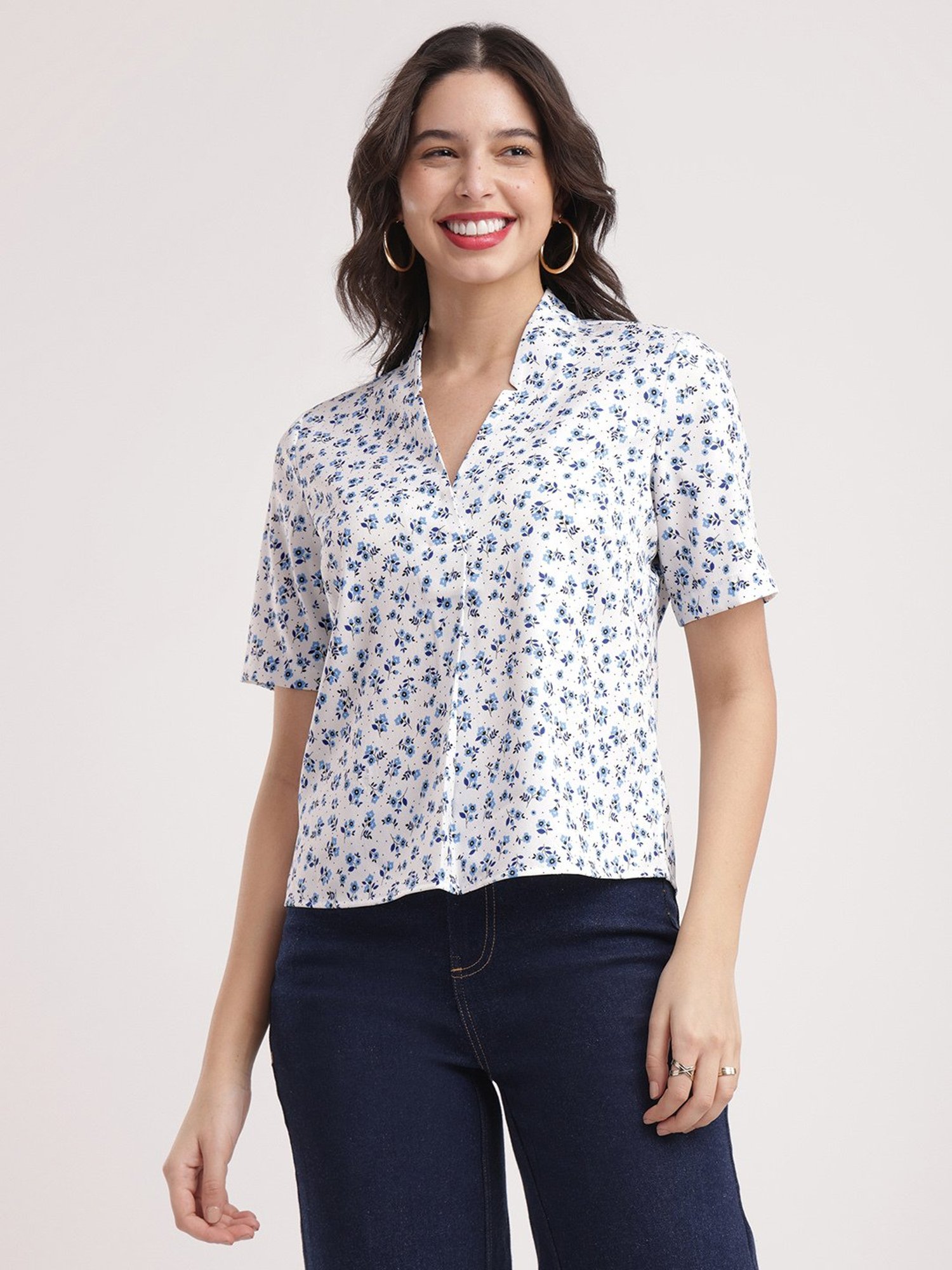 Fablestreet Blue & White Floral Print Top
