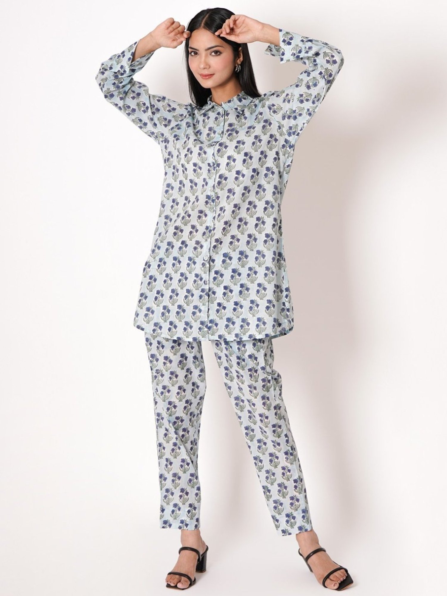 Kameez by Pooja Blue Handblock Floral Print Cotton Co-ord Set (Set of 2)