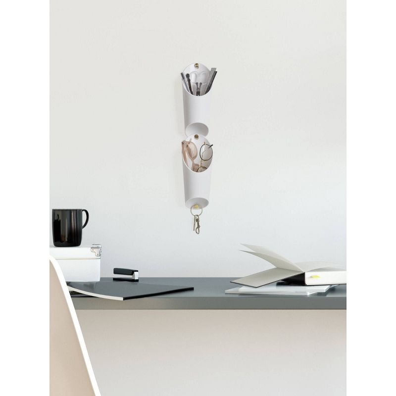 Gerson International 18-Inch Diameter Galvanized Metal Circular Wall Planter, Silver