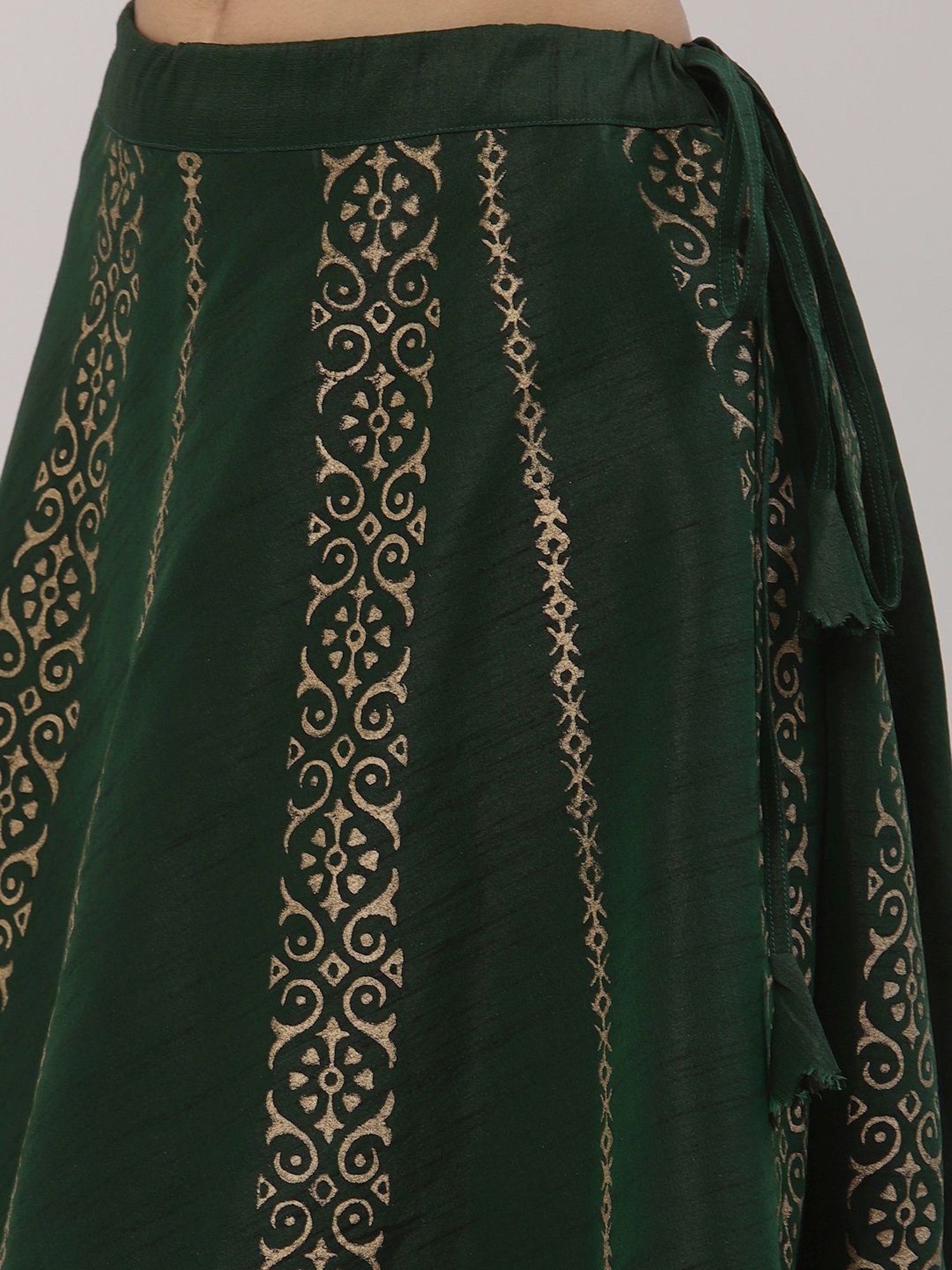 Studiorasa Golden Plain Choli