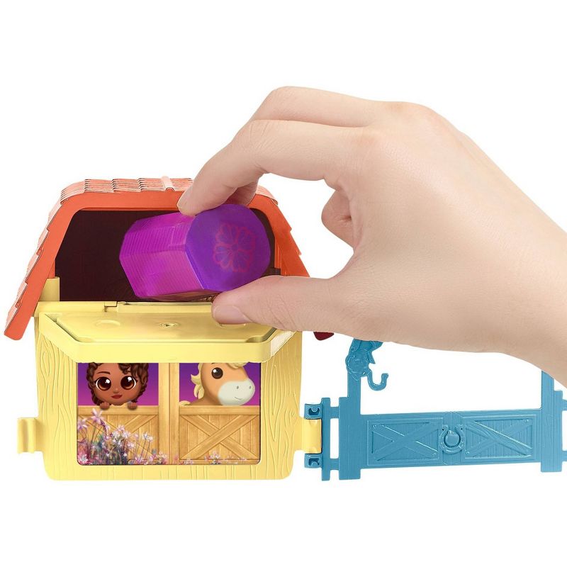 Spirit Untamed Minis Prudence "Pru" Granger & Chica Linda Figures