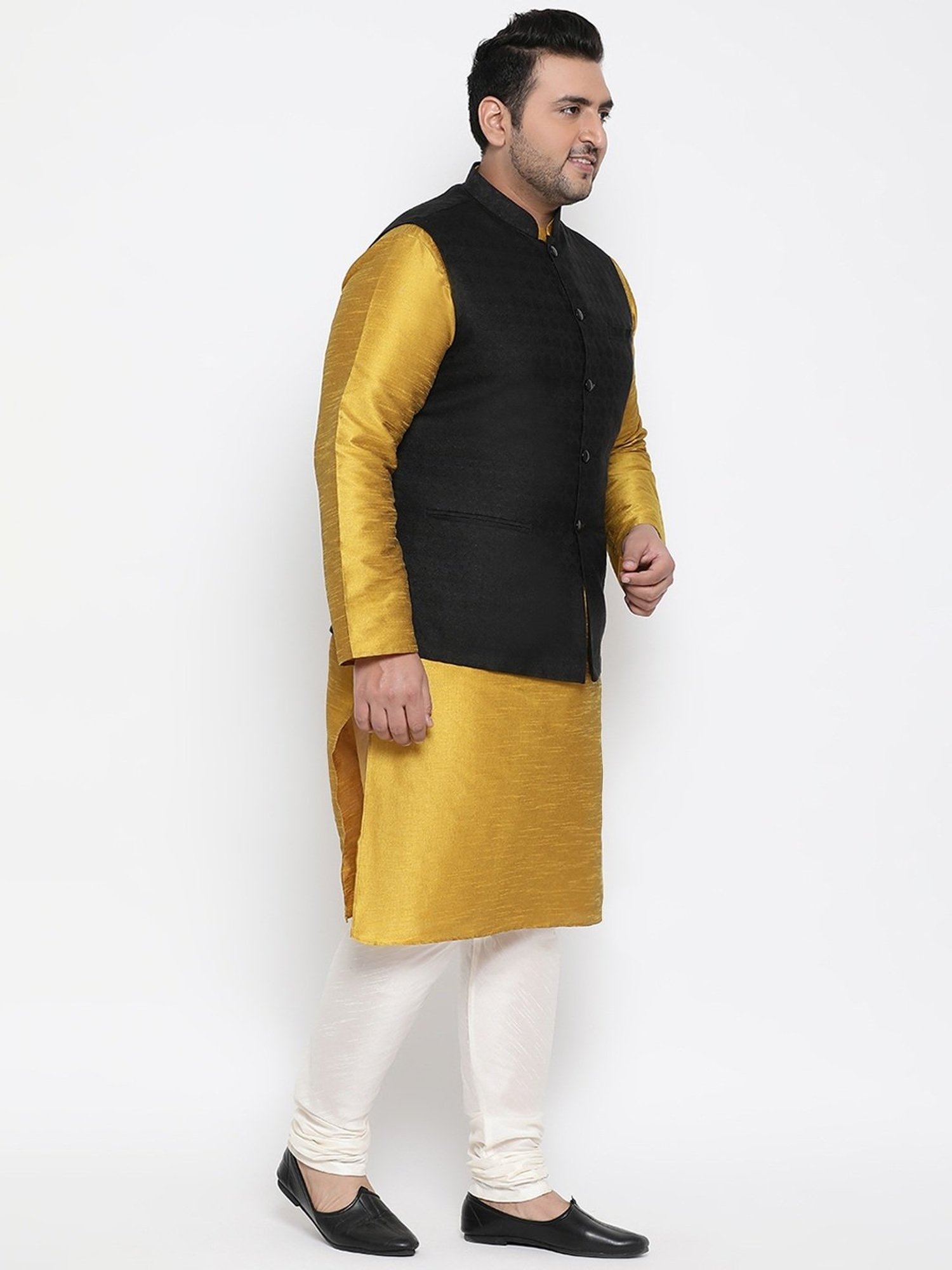 KISAH PLUS Black & Golden Regular Fit Jacquard Kurta Set With Jacket