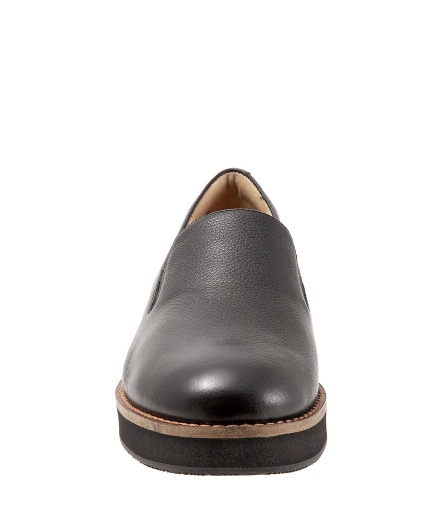 SoftWalk Whistle Leather Slip-On Sneakers