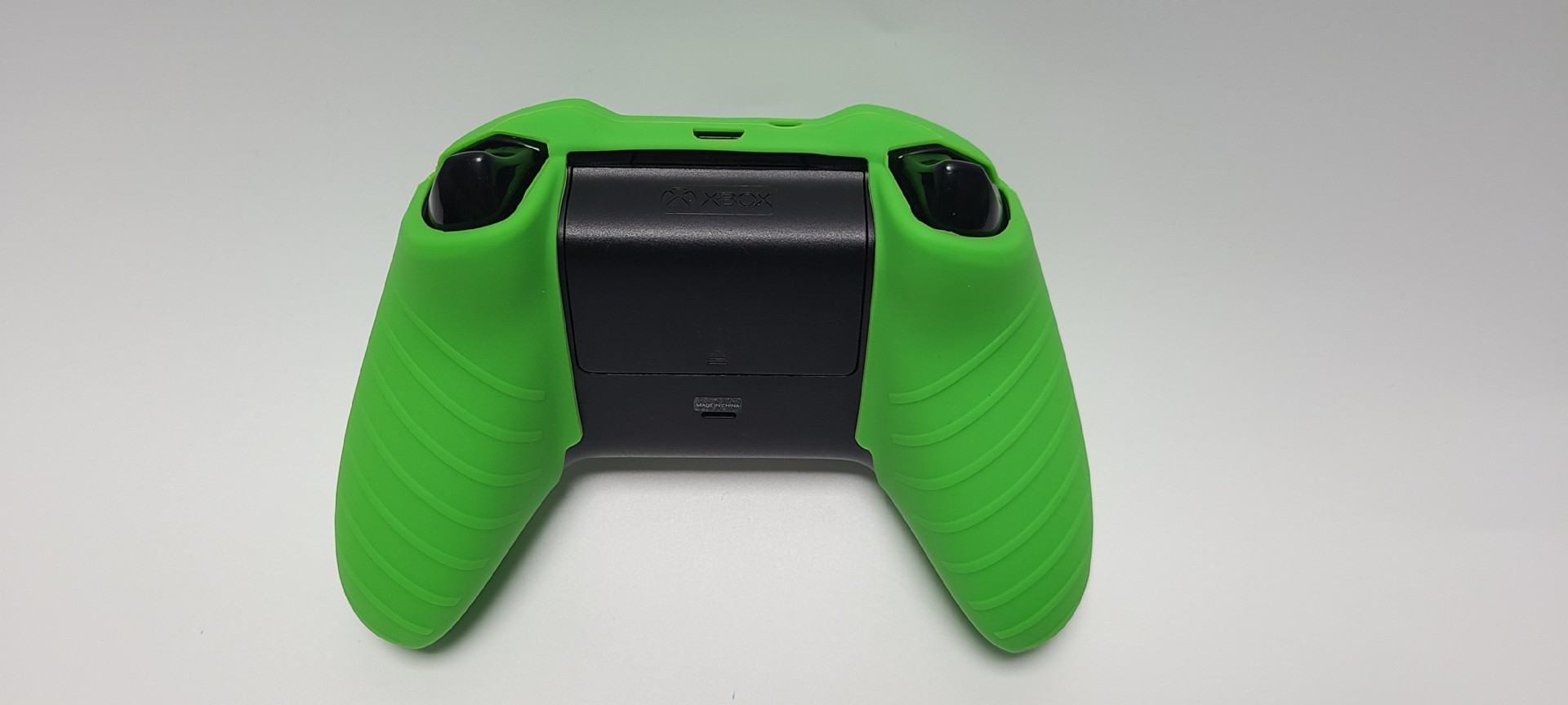 Flexible Silicone Protective Case For Xbox-One Game Controller - Black/Green/Pink [Xbox One]