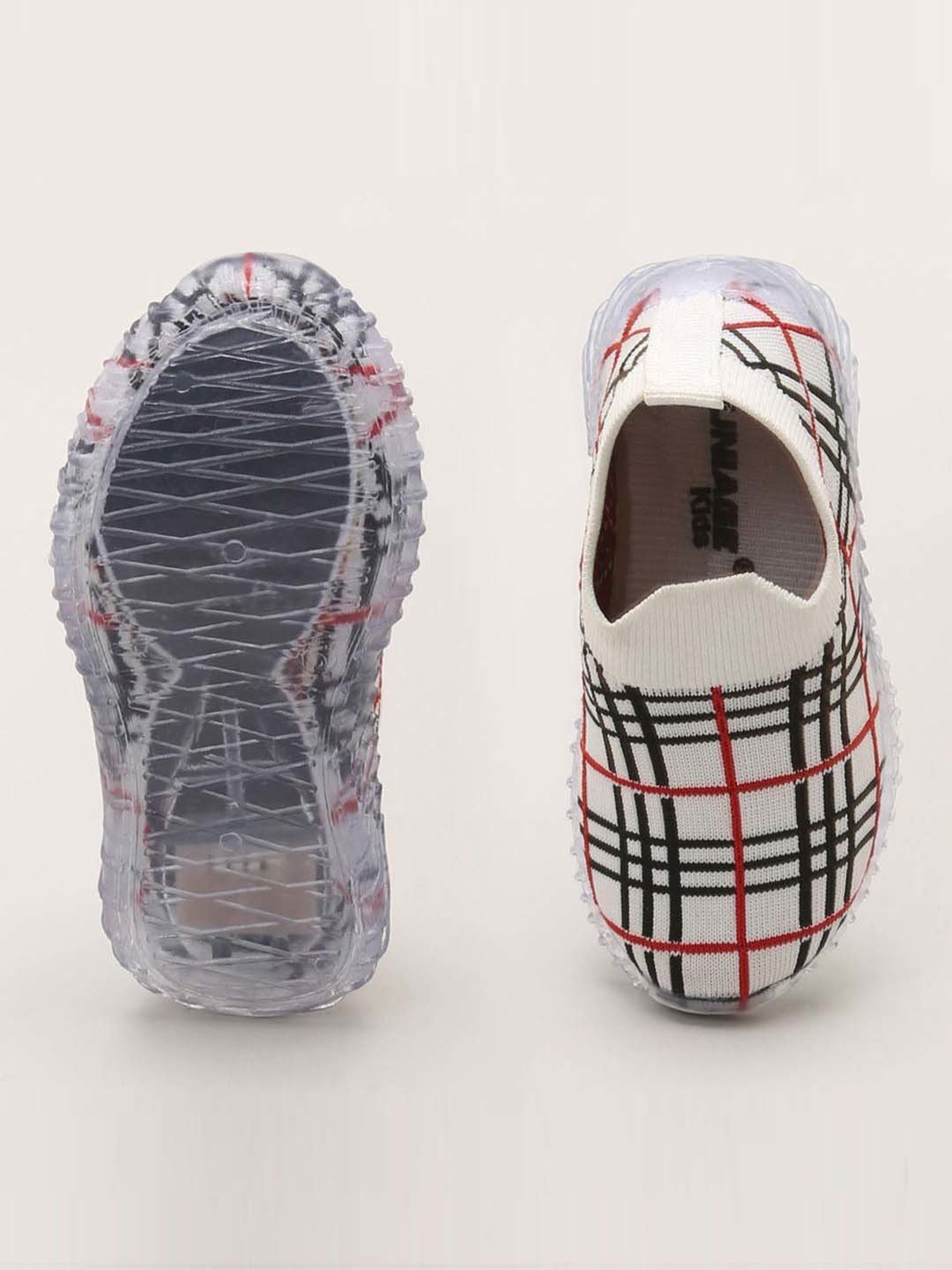 Priaansha Kids White Casual Slip-Ons