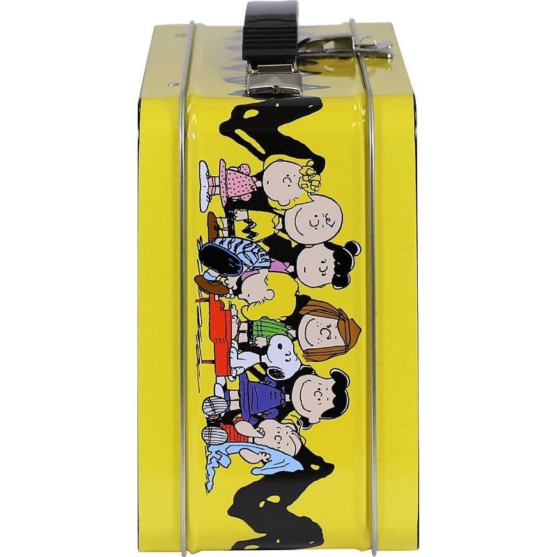 NMR Distribution Peanuts Cast Embossed Tin Fun Box