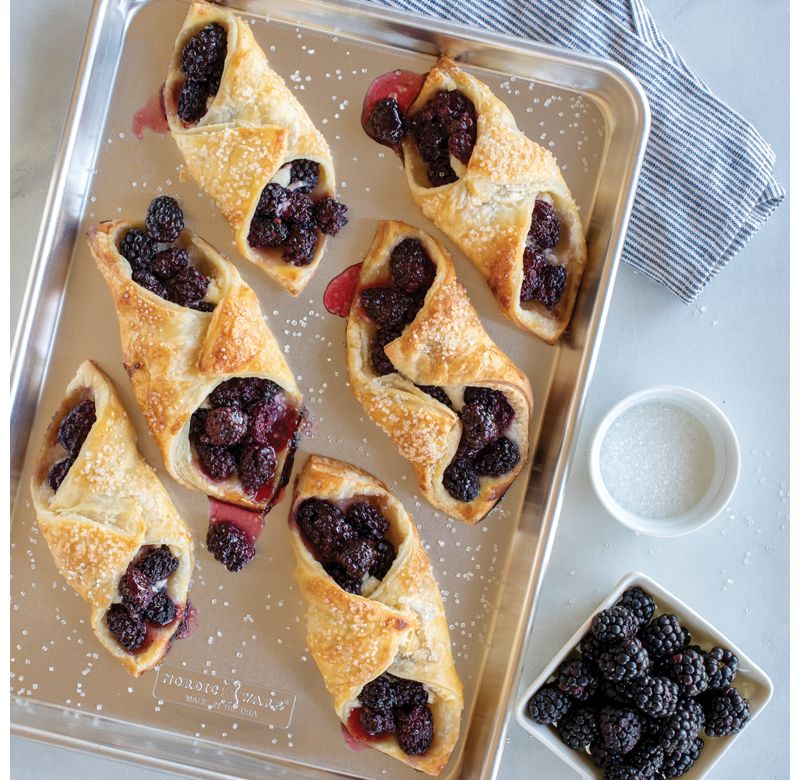 Nordic Ware Natural Aluminum Commercial Baker's Jelly Roll Baking Sheet