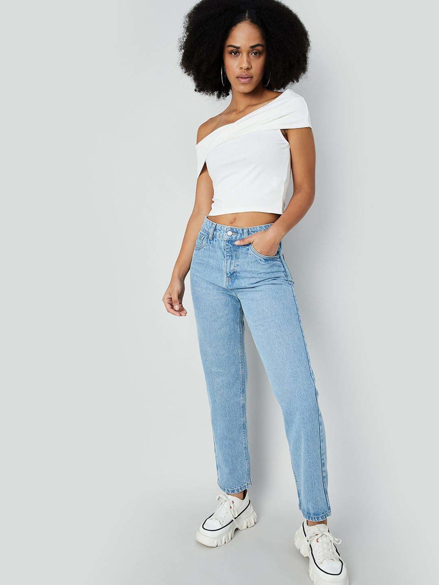 Ginger by Lifestyle White Plain Crop Top