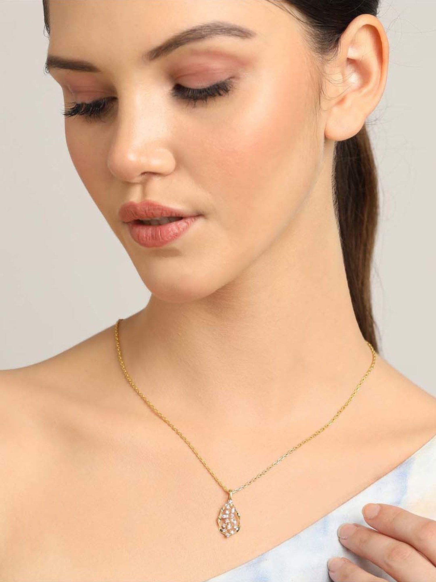 Silberry 925 Silver Solitaire Dream Pendant & Earrings