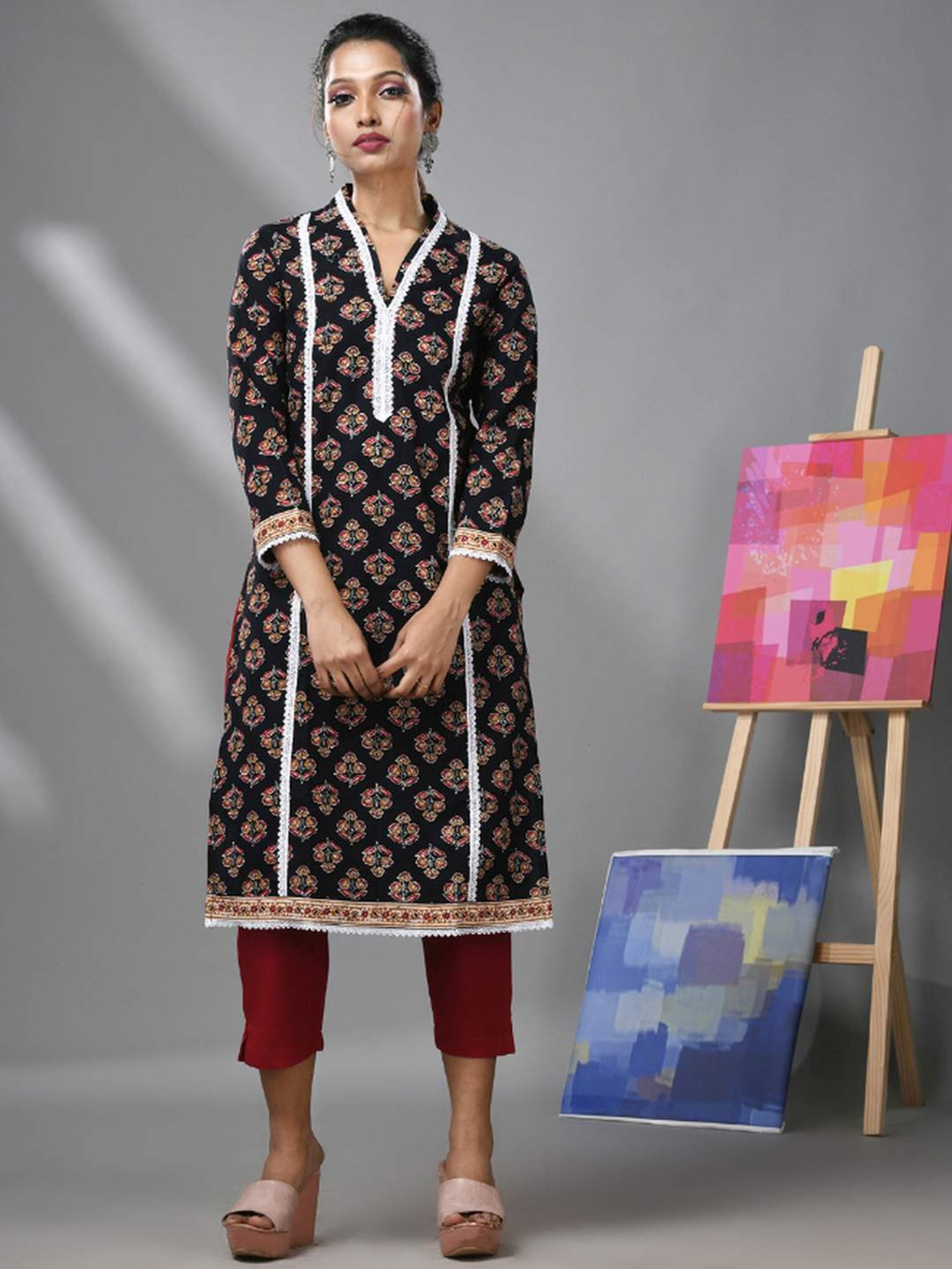 CHARUKRITI Black & Maroon Cotton Printed Kurta Pant Set