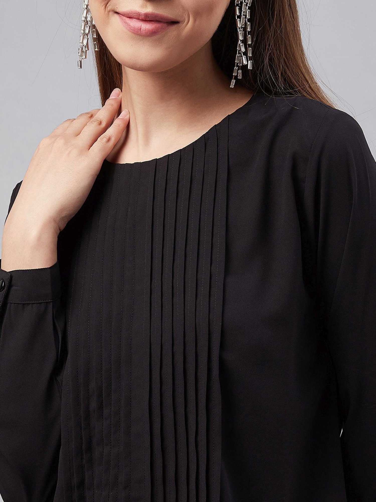 Carlton London Black Box Top