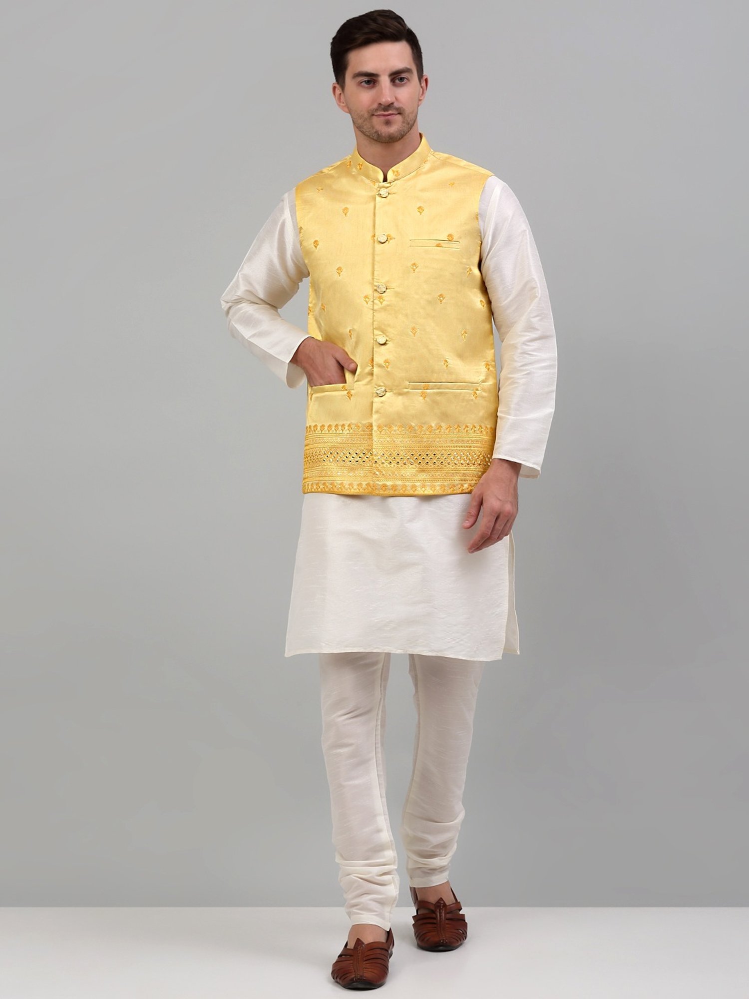 Jompers Yellow Regular Fit Embroidered Nehru Jacket