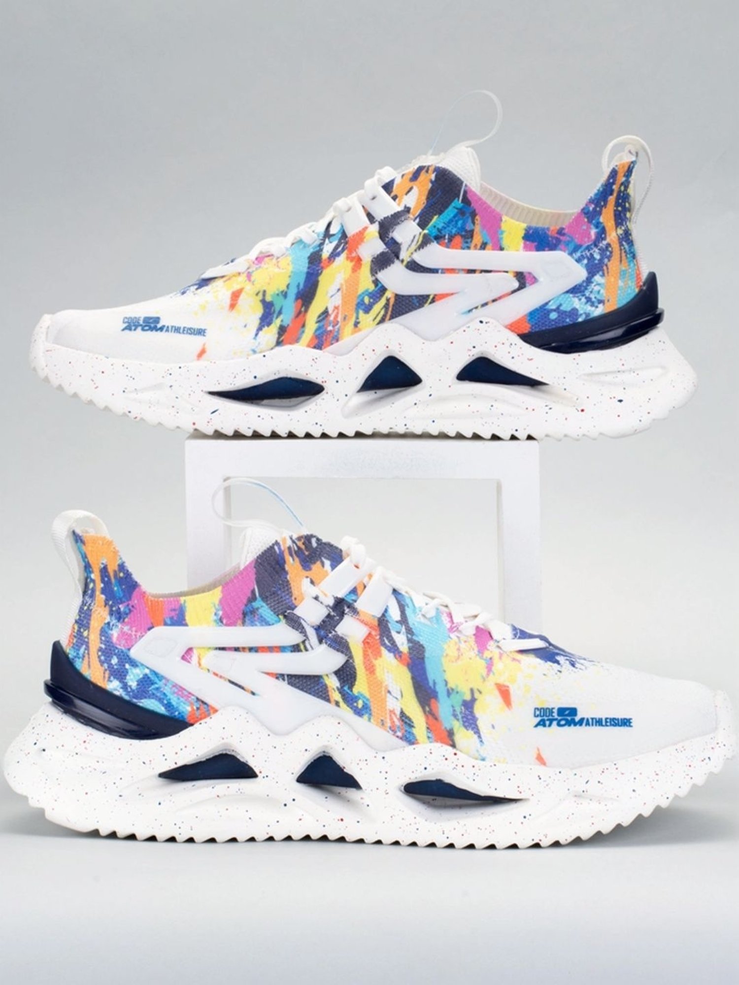 Atom Men's Dynamic Color Burst Multicolor Running Shoes