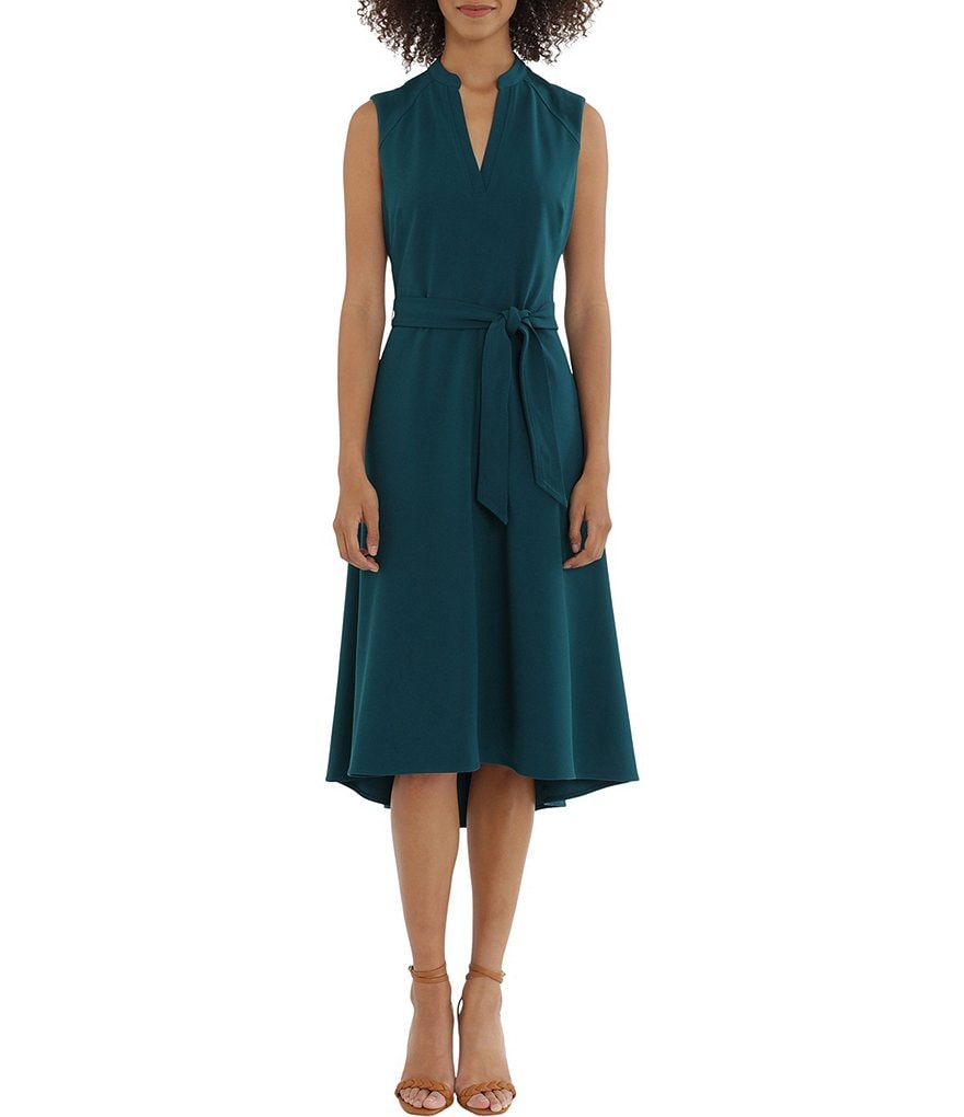 Maggy London Stretch Crepe A-Line V-Neck Sleeveless Belted Dress