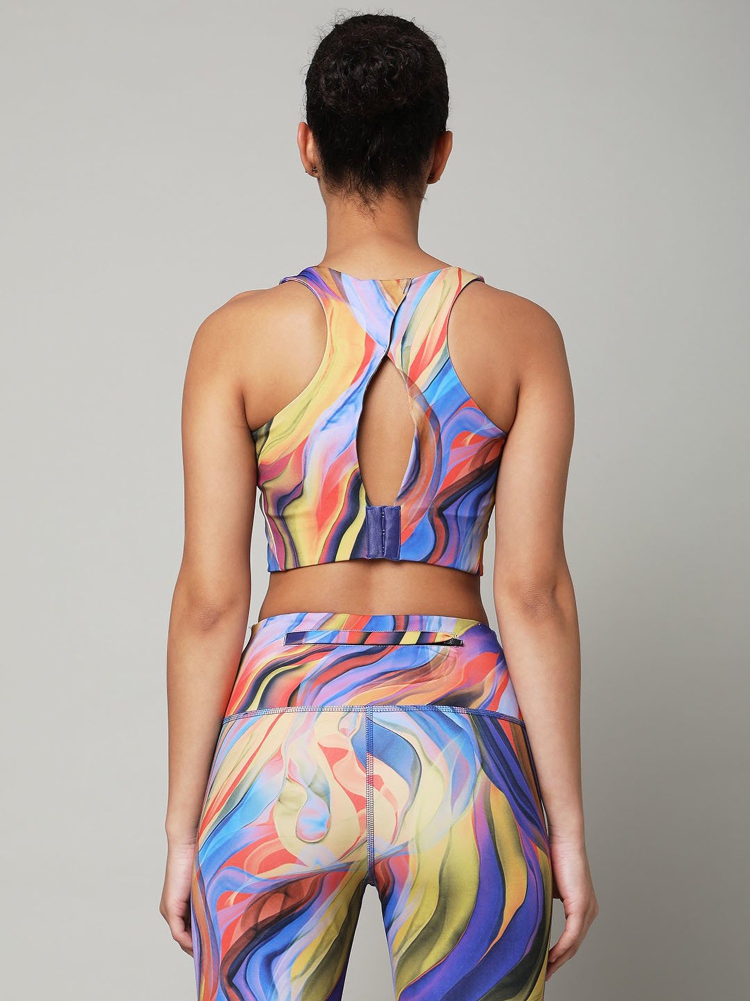 SILVERTRAQ Multicolor Printed Full Coverage Sports Bra