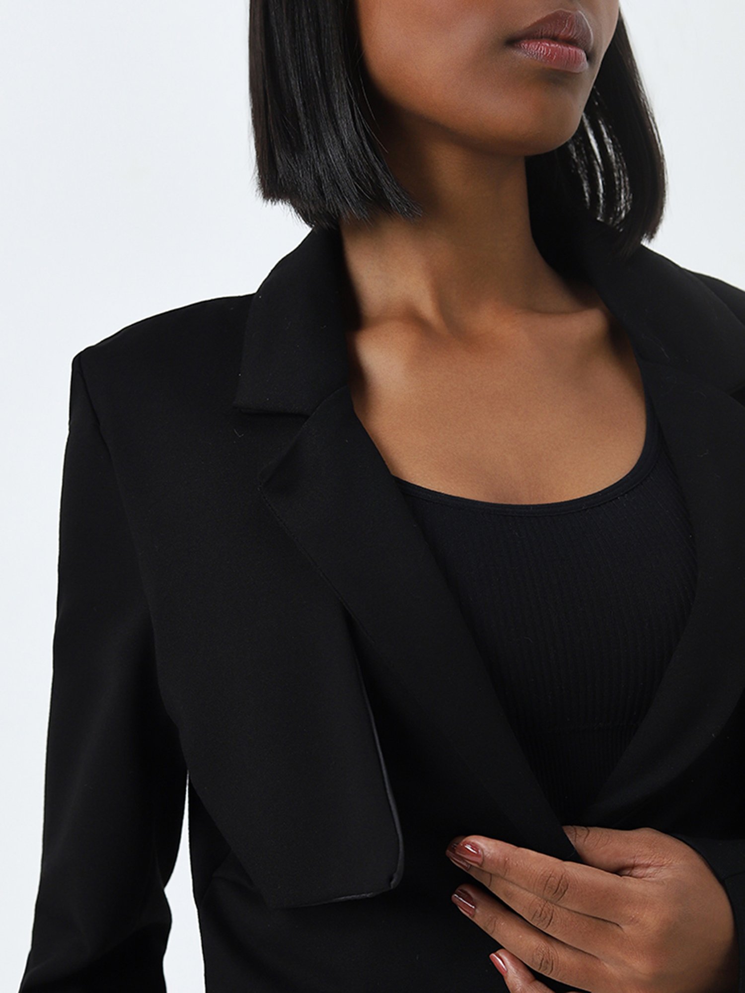 Nuon by Westside Black Blazer-Style Cropped Jacket