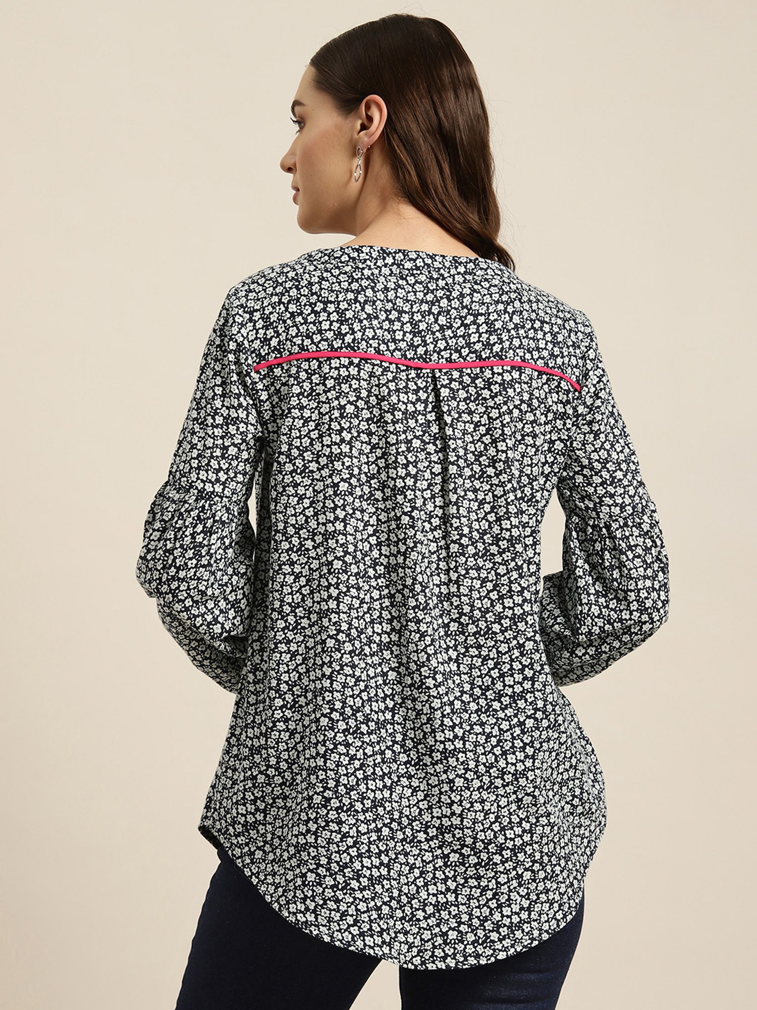 Qurvii Navy Cotton Floral Print Top