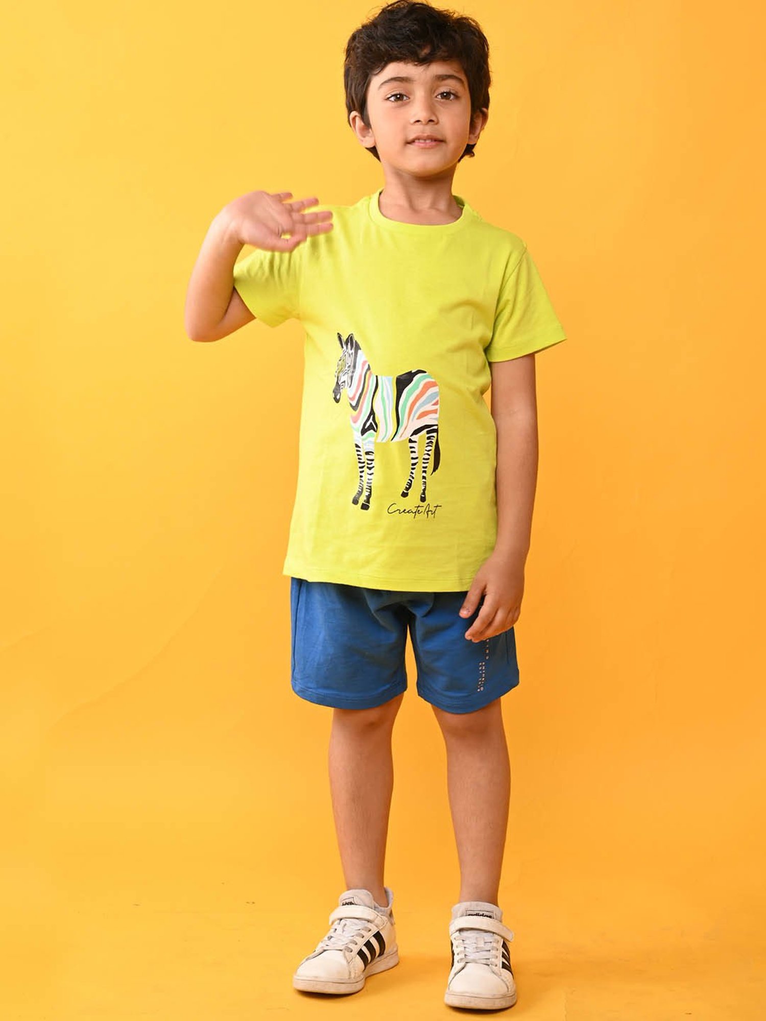 Anthrilo Kids Yellow & Blue Printed T-Shirt with Shorts